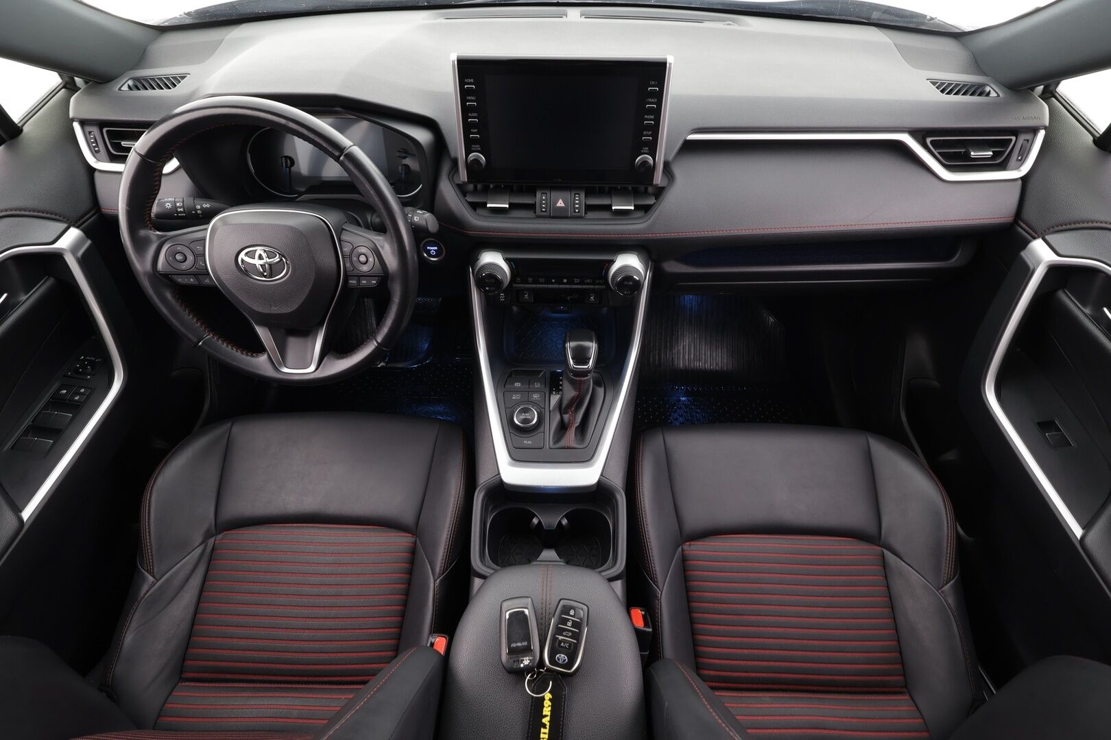 TOYOTA RAV4 PLUG-IN 2022 Hybrid 2,5 AWD-i Style * Adapt.Vakkari / Koukku / Peruutuskamera / LED / Sähköpenkki / KeyLess / Sähköluukku - Kahdet renkaat aluvanteilla - HULLUT AVAJAISHULINAT KORKOTARJOUS 3,29 %