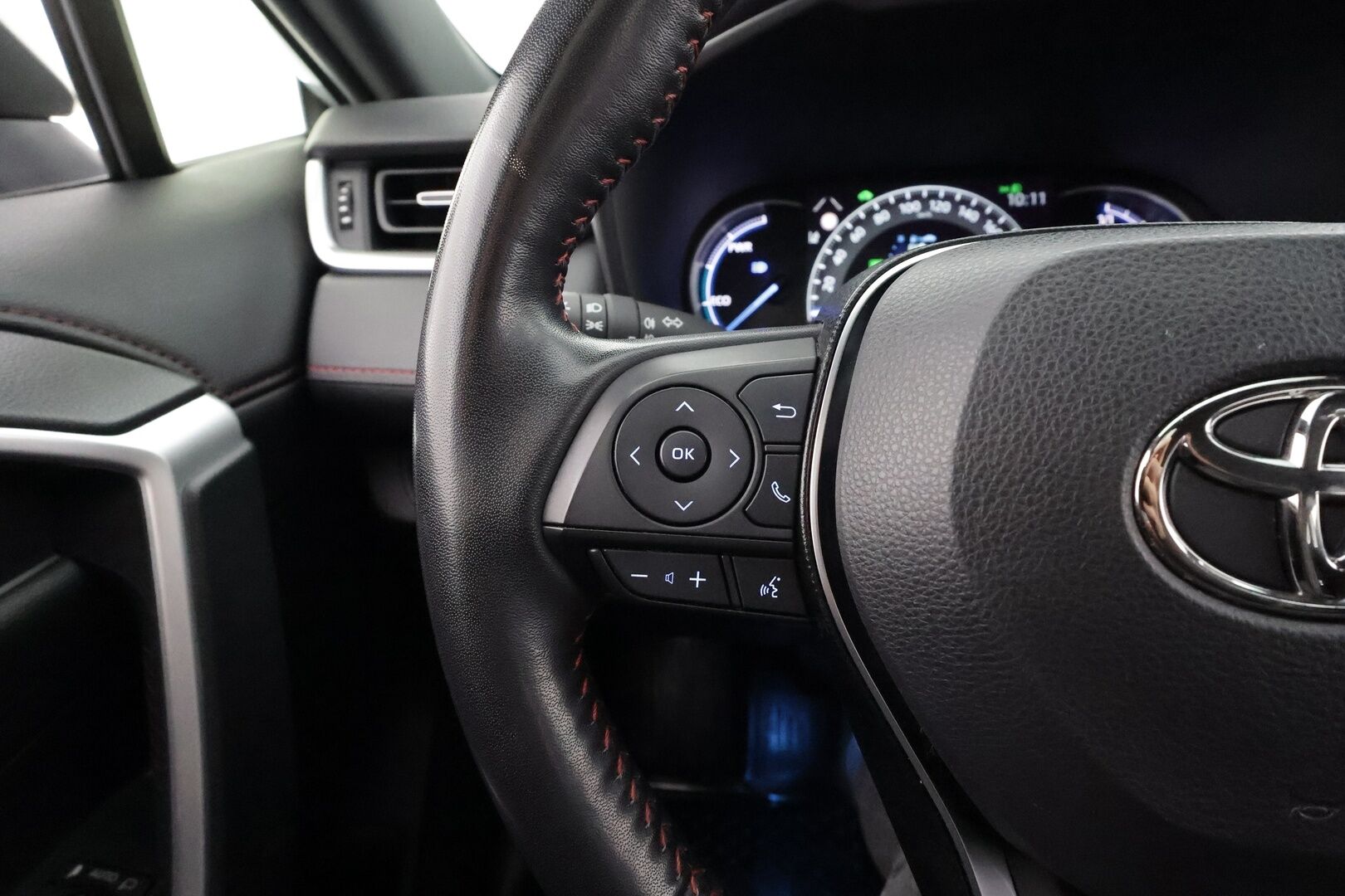 TOYOTA RAV4 PLUG-IN 2022 Hybrid 2,5 AWD-i Style * Adapt.Vakkari / Koukku / Peruutuskamera / LED / Sähköpenkki / KeyLess / Sähköluukku - Kahdet renkaat aluvanteilla - HULLUT AVAJAISHULINAT KORKOTARJOUS 3,29 %