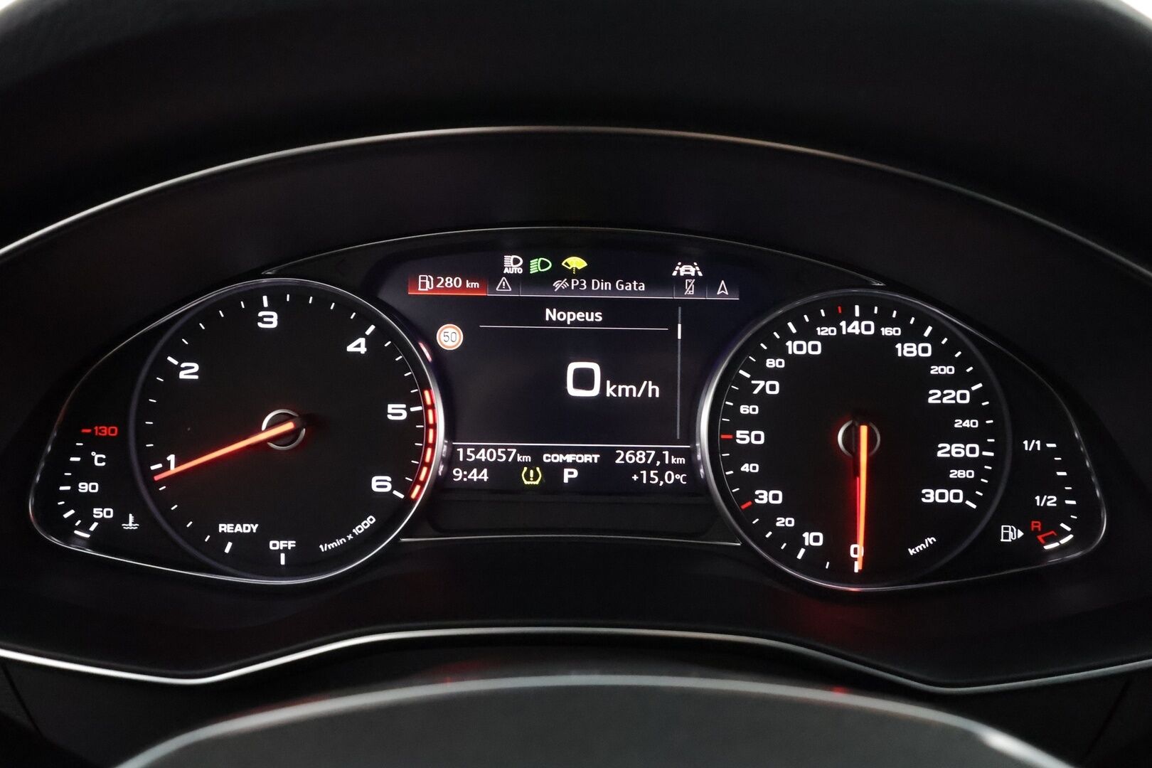 AUDI A6 ALLROAD 2022 Business 40 TDI MHEV quattro S tronic * ALV / Webasto / Koukku / ACC / LED / P.Kamera / Sportpenkit / Navi / Kaistavahti * - Kahdet Nokia renkaat aluvanteilla / Merkkihuollot