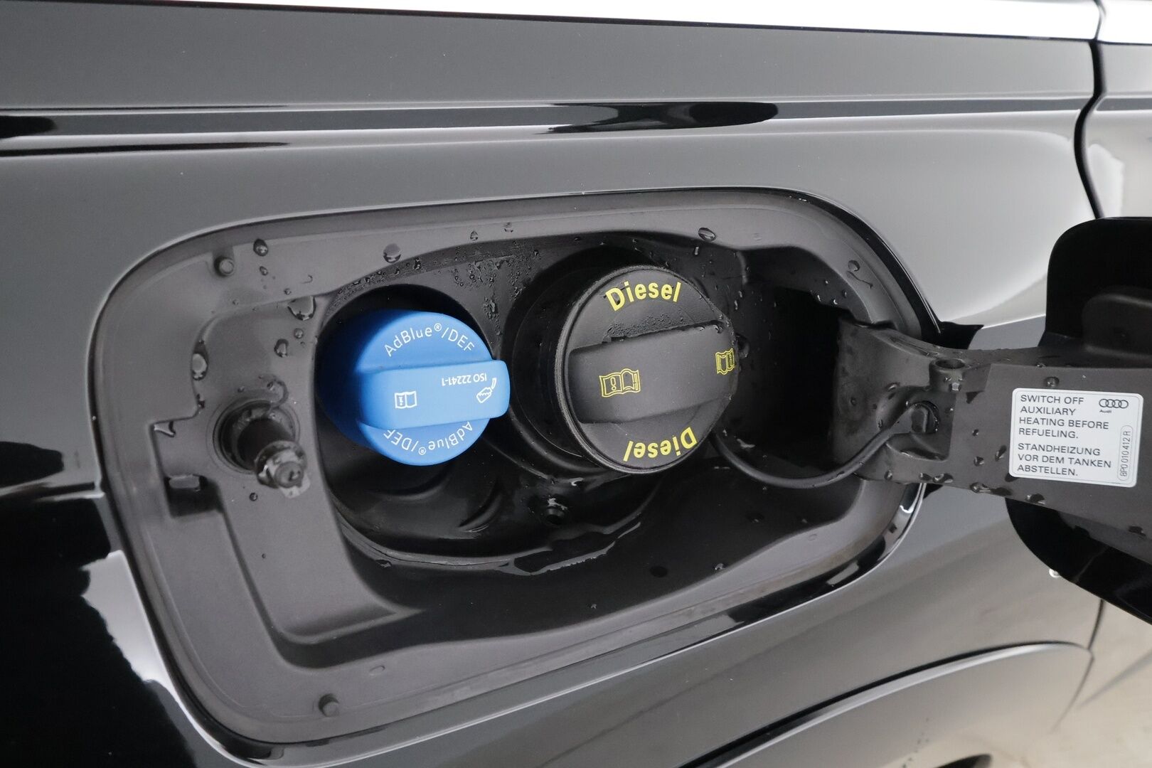 AUDI A6 ALLROAD 2022 Business 40 TDI MHEV quattro S tronic * ALV / Webasto / Koukku / ACC / LED / P.Kamera / Sportpenkit / Navi / Kaistavahti * - Kahdet Nokia renkaat aluvanteilla / Merkkihuollot - HULLUT AVAJAISHULINAT KORKOTARJOUS 3,29 %