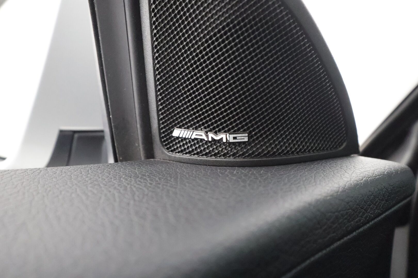 MERCEDES-BENZ CLA 45 AMG 2017 4MATIC Shooting Brake * P.kamera / LED / Sporttipenkit / Facelift / Apple&Android / Vakkari * - Kahdet renkaat aluvanteilla