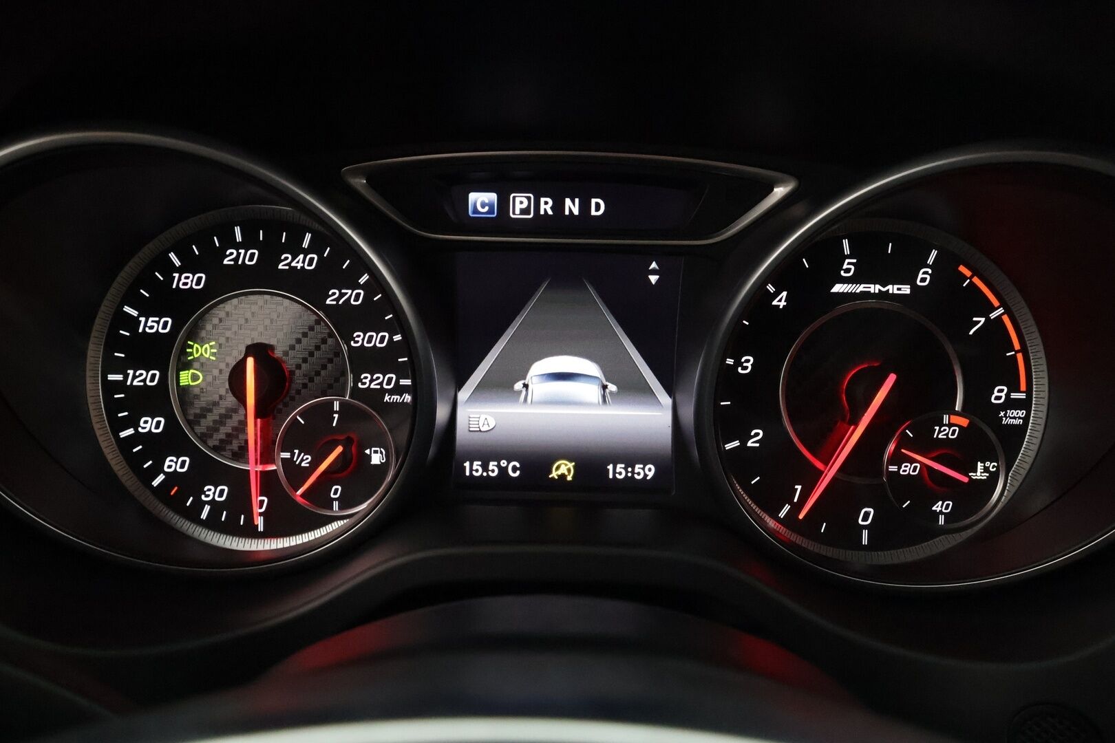 MERCEDES-BENZ CLA 45 AMG 2017 4MATIC Shooting Brake * P.kamera / LED / Sporttipenkit / Facelift / Apple&Android / Vakkari * - Kahdet renkaat aluvanteilla