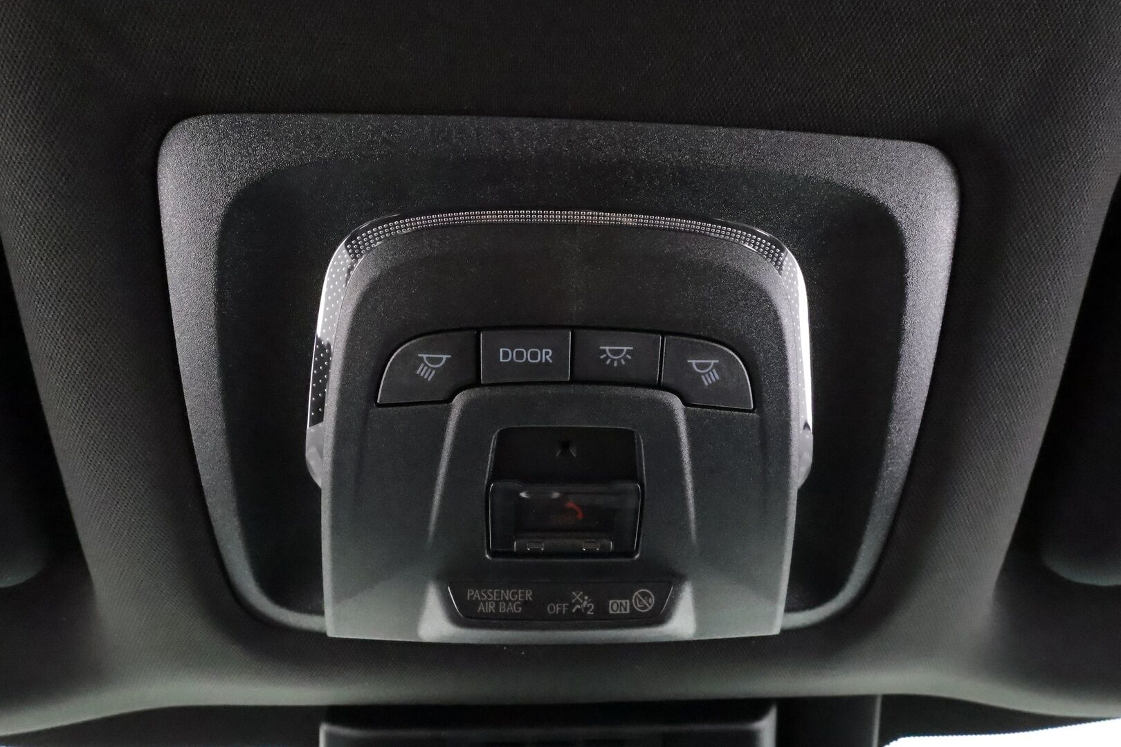 TOYOTA BZ4X 2025 FWD Team Deutschland * ACC / ILP / P.kamera / LED / Navi / Sähköpenkki / Keyless / Puolinahat *