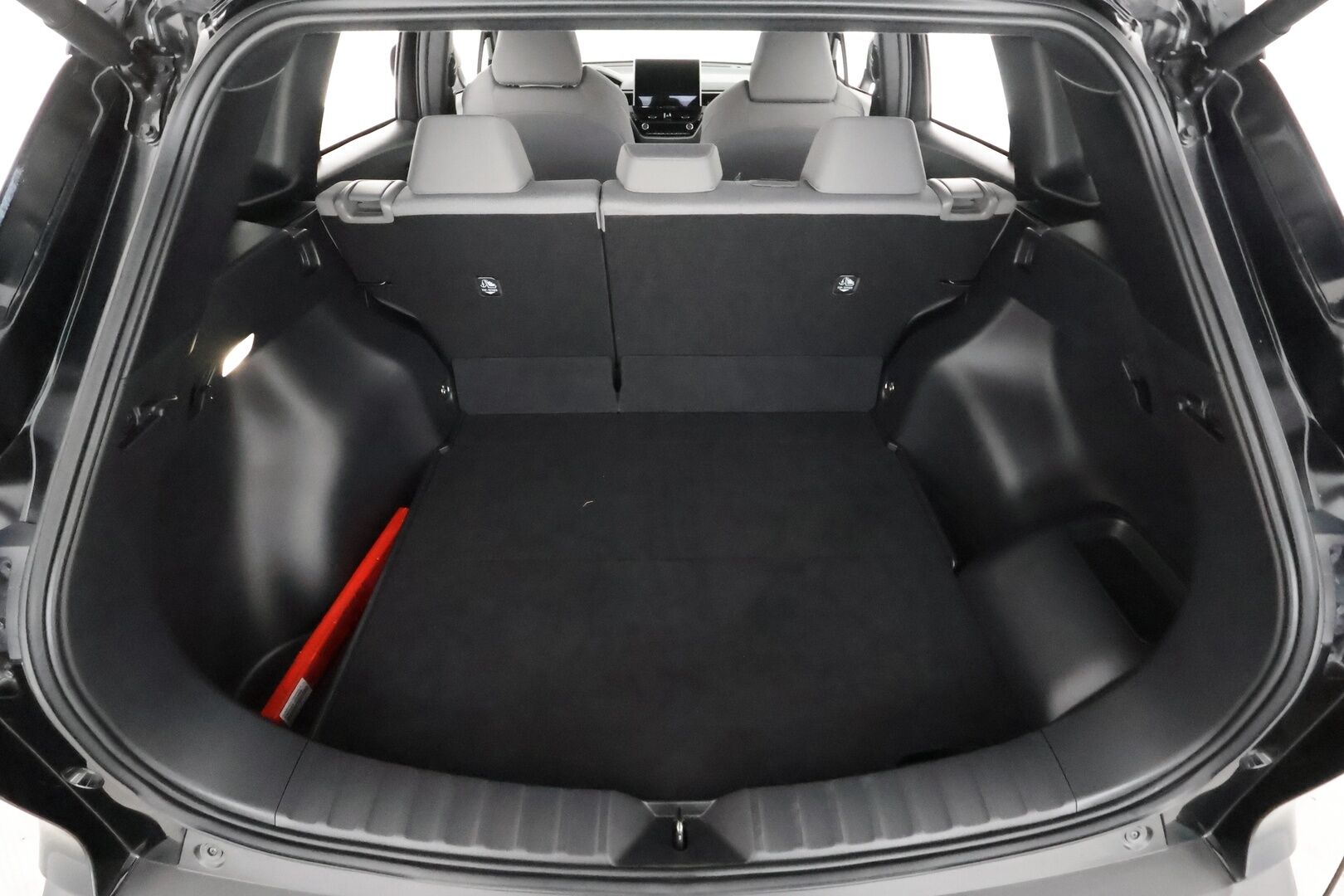 TOYOTA COROLLA CROSS 2024 2.0 Hybrid AWD-i Style * ACC / LED / P.Kamera / Digimittaristo / Navi / Keyless * - Kahdet renkaat aluvanteilla - HULLUT AVAJAISHULINAT KORKOTARJOUS 3,29 %