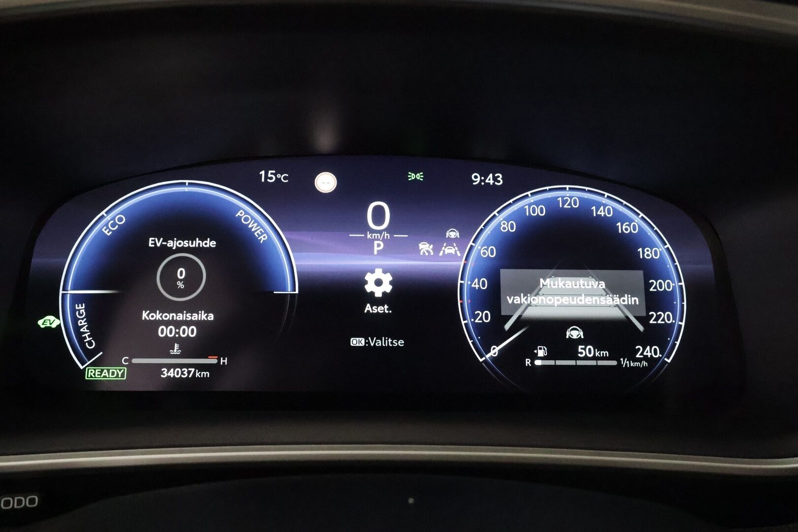 TOYOTA COROLLA CROSS 2024 2.0 Hybrid AWD-i Style - ALV | ACC | BLIS | Kaistavahti | KeyLess | Apple Carplay Navi | P.kamera | LED | 2x Renkaat 