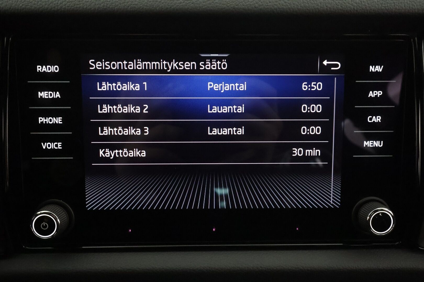 SKODA KODIAQ 2022 2,0 TSI 4x4 SportLine DSG * ACC / Webasto / Koukku / Matrix-LED / Muistipenkki / P.Kamera / 7-Paik / Apple&android * - *2x renkaat&vanteet* - HULLUT AVAJAISHULINAT KORKOTARJOUS 3,29 %