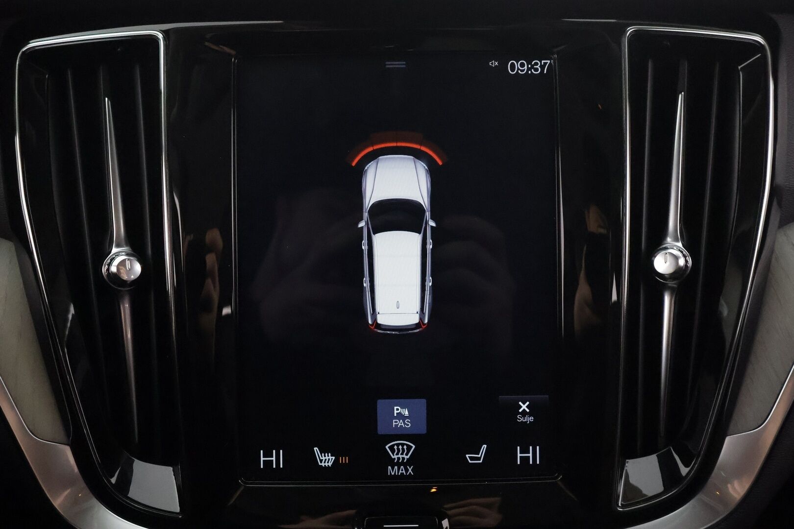 Volvo V60 2019 D3 AWD Inscription * Sportnahat / Webasto / ACC / LED / P.Tutkat / Kaistavahti / Keyless * - Kahdet merkkirenkaat aluvanteilla / Kattotelineet / Avaimeton kulku - HULLUT AVAJAISHULINAT KORKOTARJOUS 3,29 %