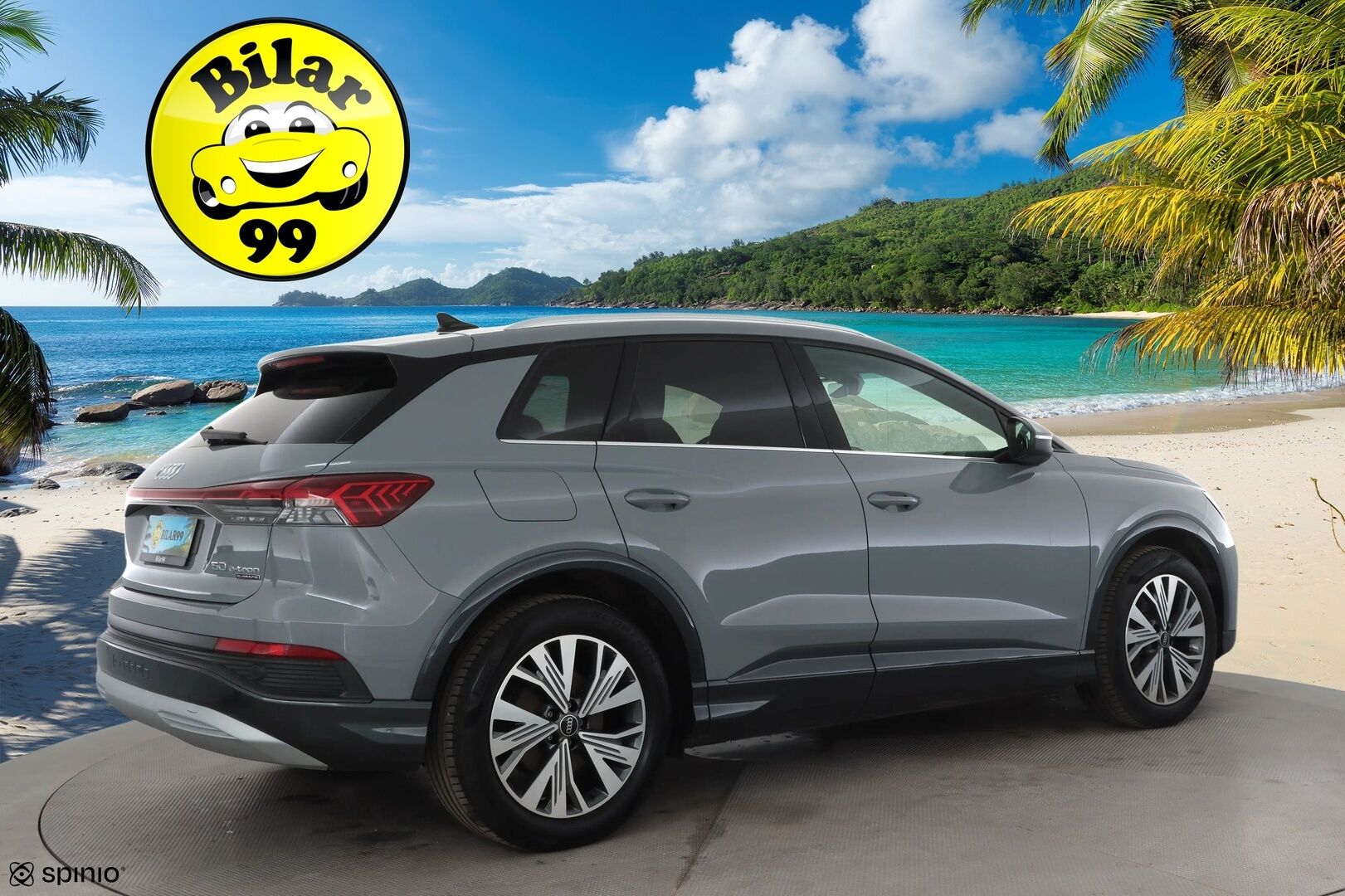 AUDI Q4 E-TRON 2023 50 E-Tron Quattro * ACC / P.kamera / ILP / Koukku / Sporttipenkit / LED / Sähköluukku / Digimittaristo * - Akku kuntotarkastettu