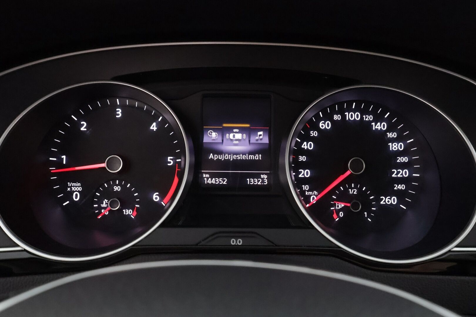 VOLKSWAGEN PASSAT 2016 2,0TDI 190hv 4Motion Highline - | ACC | Webasto | Koukku | LED | Ergocomfort istuin | P.Kamera | Kahdet Renkaat |