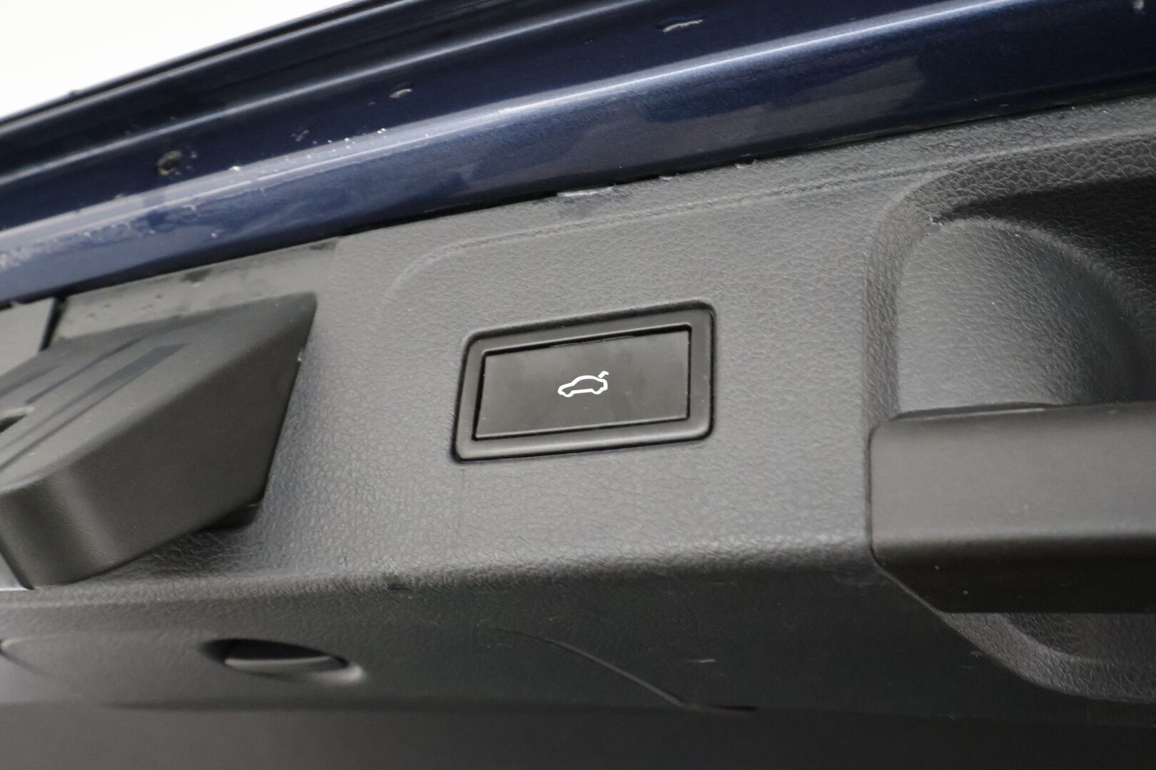 VOLKSWAGEN PASSAT 2016 2,0TDI 190hv 4Motion Highline * ACC / Webasto / Koukku / LED / Ergocomfort istuin / P.Kamera * - Kahdet Renkaat - HULLUT AVAJAISHULINAT KORKOTARJOUS 3,29 %