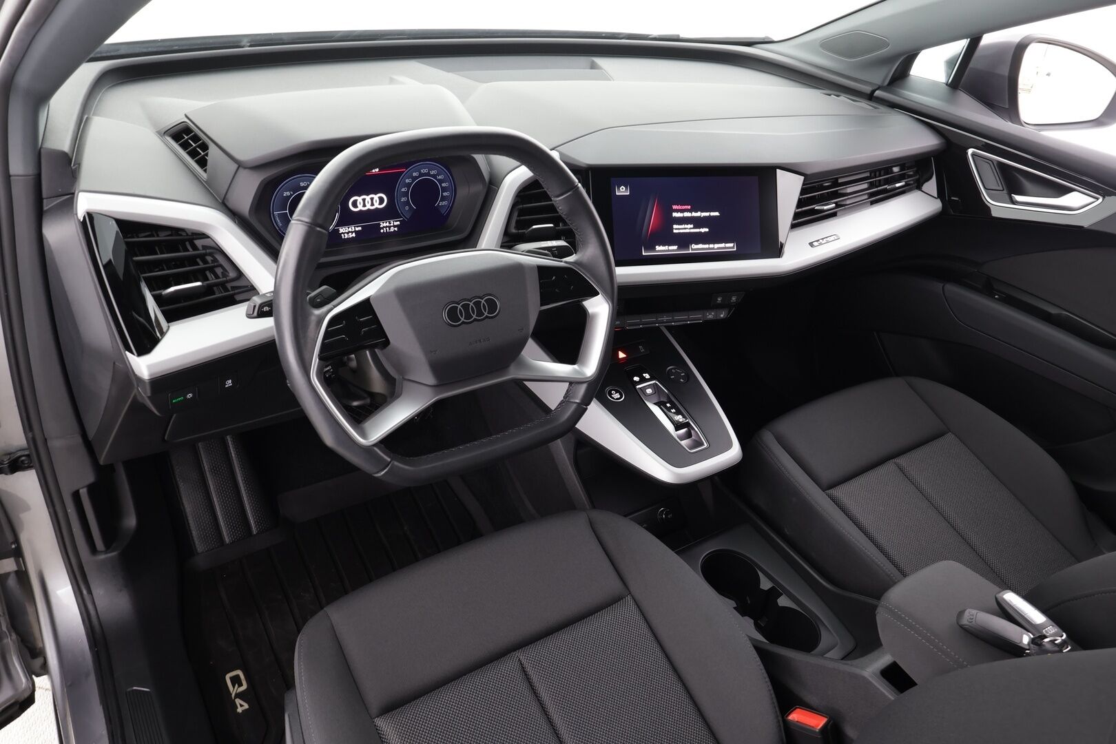 VOLKSWAGEN ID.5 2023 Pro Performance 150 kW * Koukku / ILP / ACC / Matrix-LED / P.Kamera / Navi / Kaistavahti * - Merkkihuollot