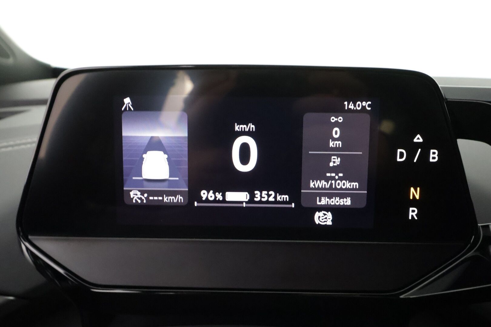 VOLKSWAGEN ID.5 2023 Pro Performance 150 kW * Koukku / ILP / ACC / Matrix-LED / P.Kamera / Navi / Kaistavahti * - Merkkihuollot