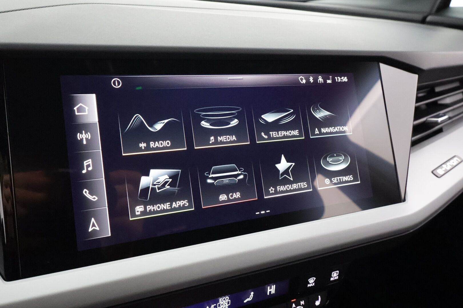 VOLKSWAGEN ID.5 2023 Pro Performance 150 kW * Koukku / ILP / ACC / Matrix-LED / P.Kamera / Navi / Kaistavahti * - Merkkihuollot