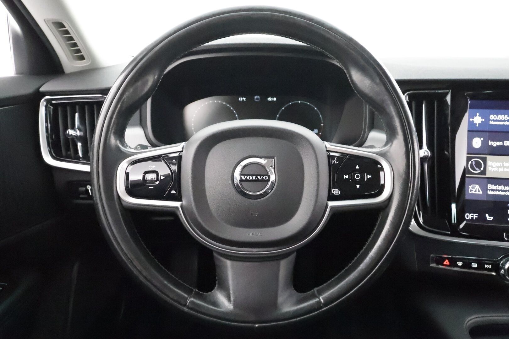 Volvo S90 2017 D5 AWD Business aut * Webasto / Koukku / ACC / HUD / Full-LED / P.kamera / Navi / Puolinahkasisusta / Keyless * - Ei AdBlue - HULLUT AVAJAISHULINAT KORKOTARJOUS 3,29 %