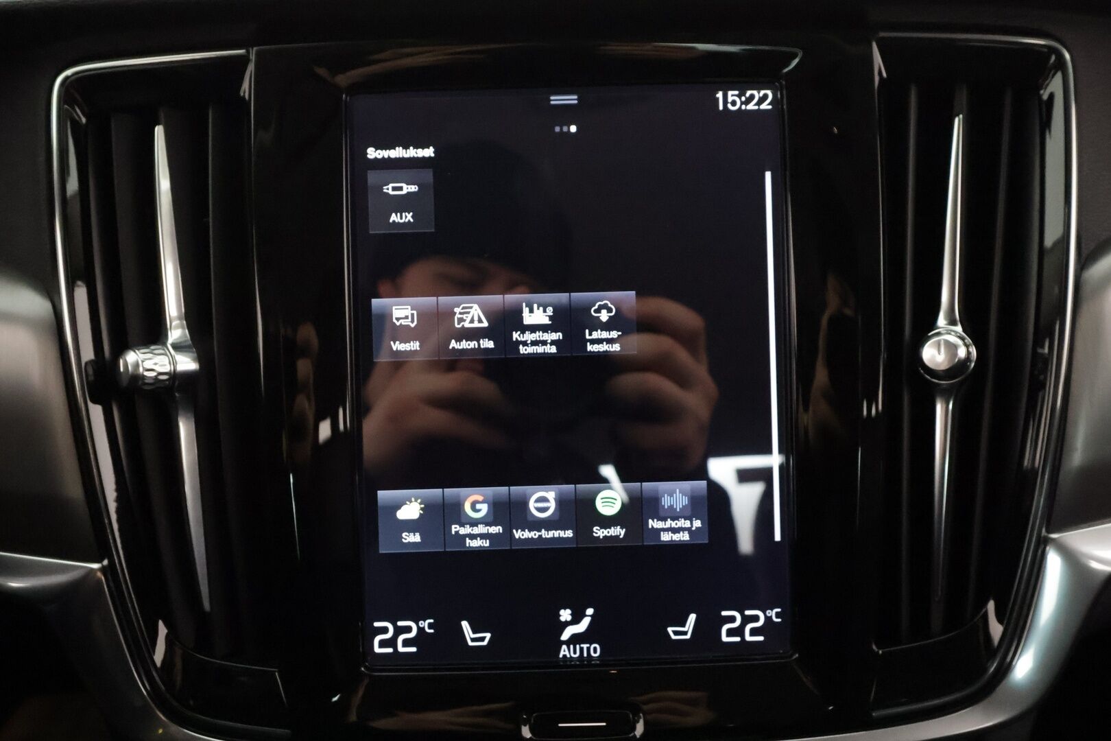 Volvo S90 2017 D5 AWD Business aut * Webasto / Koukku / ACC / HUD / Full-LED / P.kamera / Navi / Puolinahkasisusta / Keyless * - Ei AdBlue