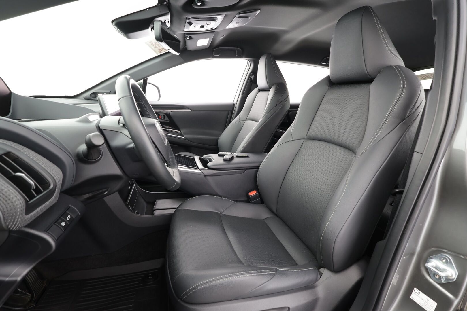 TOYOTA BZ4X 2023 71,4kWh AWD Style * ACC / 360° / JBL / Ilmastoidut nahat / Navi / LED / Keyless / Muistipenkki / Sähköluukku * - Akku kuntotarkastettu SoH 96,8% / Kahdet renkaat aluvanteilla