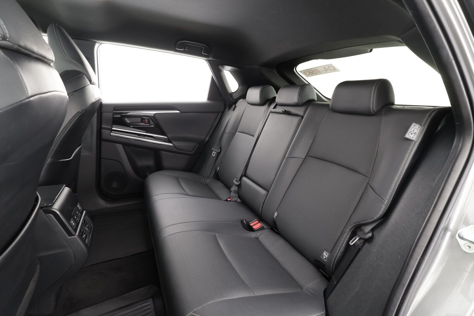 TOYOTA BZ4X 2023 71,4kWh AWD Style * ACC / 360° / JBL / Ilmastoidut nahat / Navi / LED / Keyless / Muistipenkki / Sähköluukku * - Akku kuntotarkastettu SoH 96,8% / Kahdet renkaat aluvanteilla