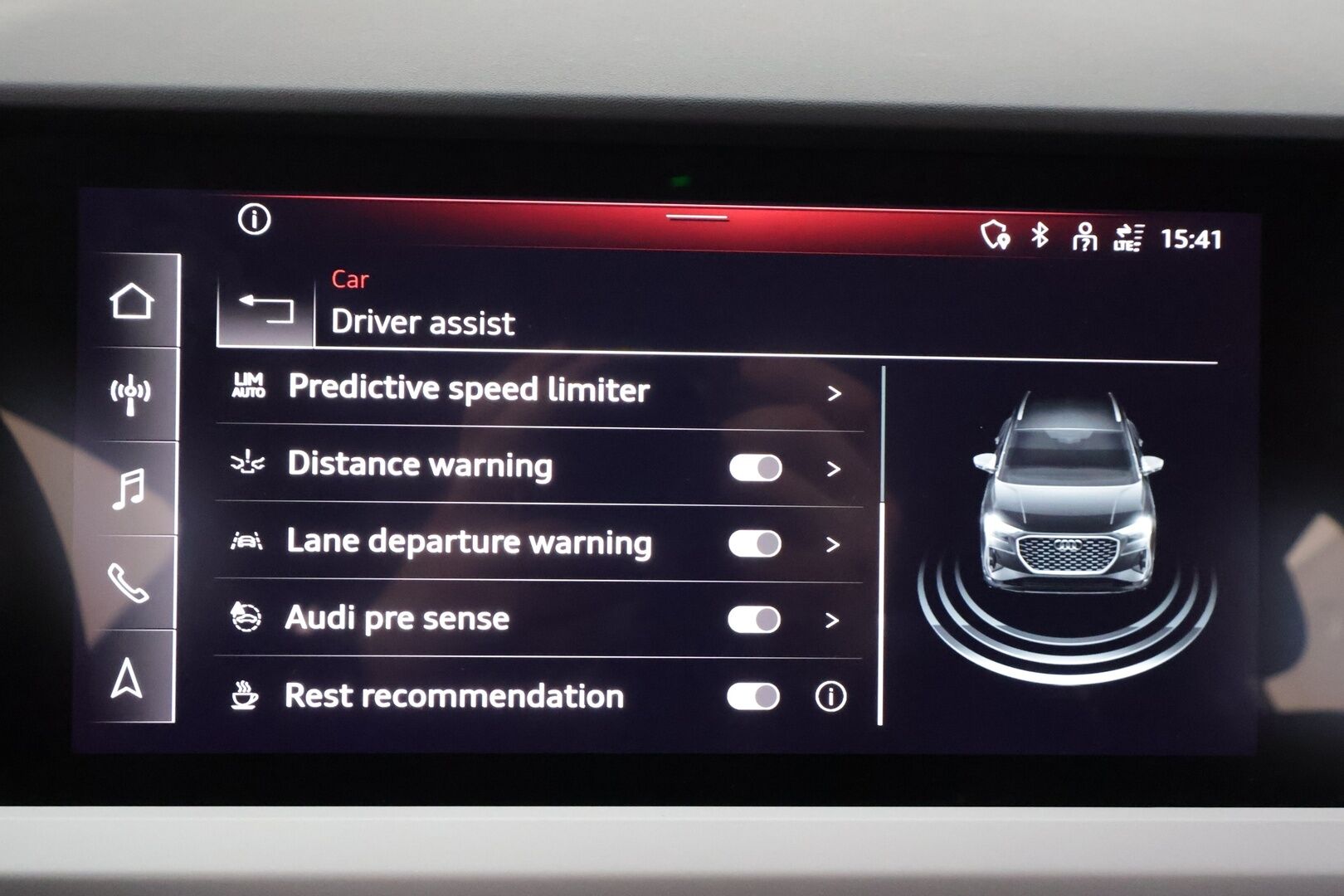 AUDI Q4 E-TRON 2023 45 Proline Quattro * ACC / LED / ILP / Koukku / P.Kamera / Apple&Android *