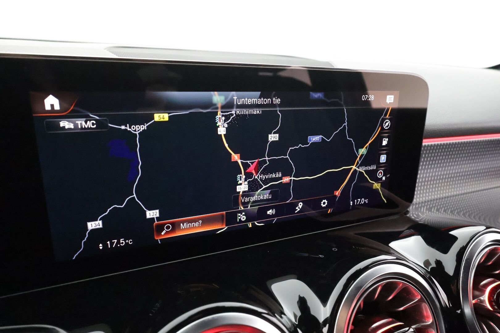 MERCEDES-BENZ EQB 2023 66,5kWh 350 4Matic Avantgarde * Distronic+ / High Performance LED / Lisälämmitin / Nahat / P.kamera * - Akku kuntotarkastettu / Kahdet Renkaat / 2x Lataus