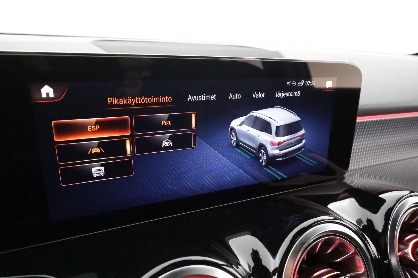 MERCEDES-BENZ EQB 2023 66,5kWh 350 4Matic Avantgarde * Distronic+ / High Performance LED / Lisälämmitin / Nahkasisusta / P.kamera * - Akku kuntotarkastettu / Kahdet Renkaat / 2x Lataus - HULLUT AVAJAISHULINAT KORKOTARJOUS 3,29 %