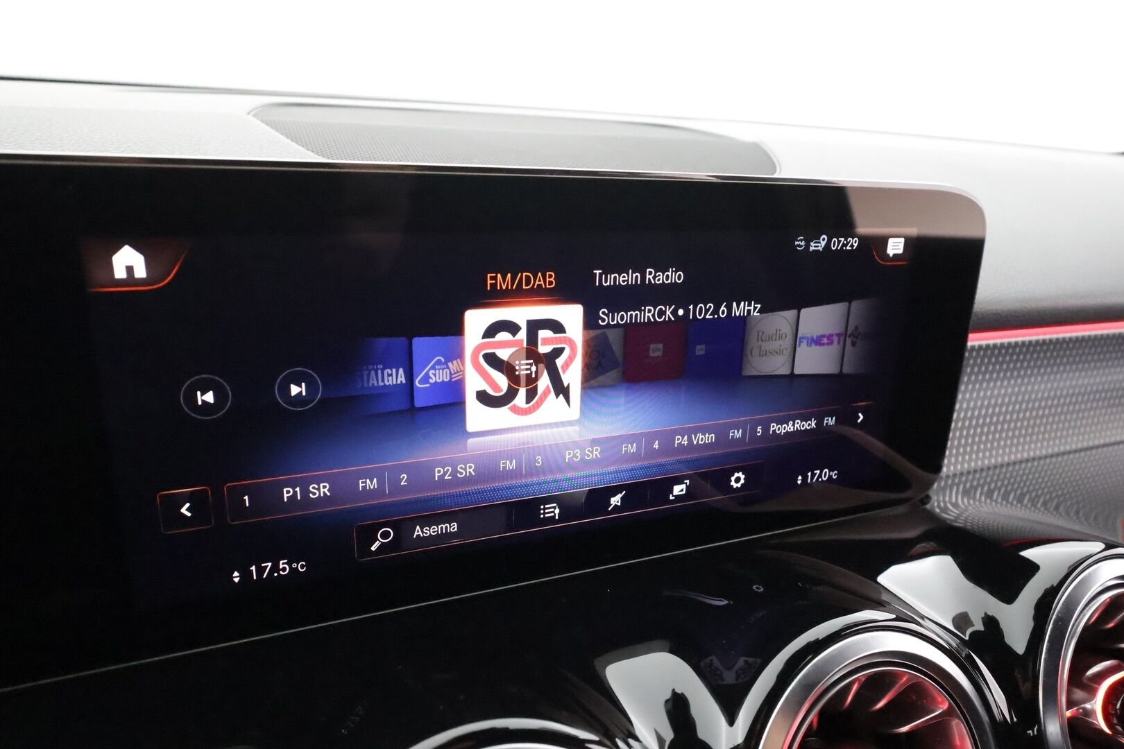 MERCEDES-BENZ EQB 2023 66,5kWh 350 4Matic Avantgarde * Distronic+ / High Performance LED / Lisälämmitin / Nahat / P.kamera * - Akku kuntotarkastettu / Kahdet Renkaat / 2x Lataus