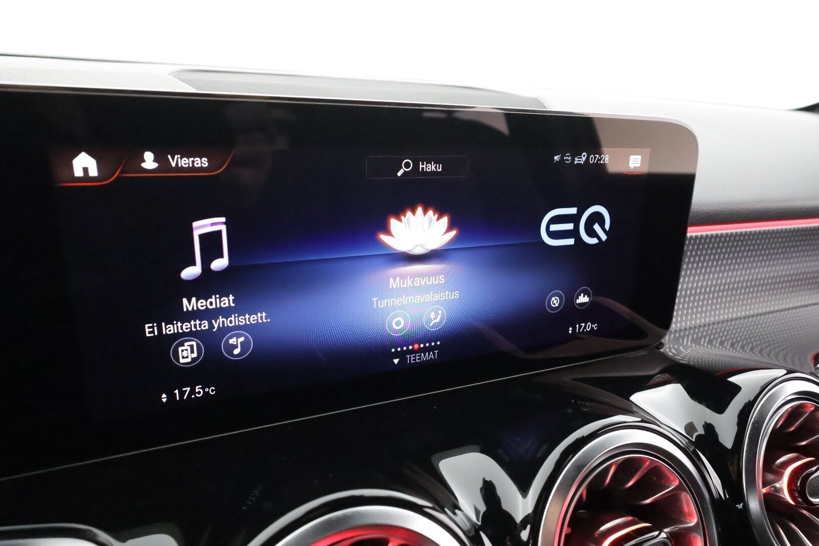 MERCEDES-BENZ EQB 2023 66,5kWh 350 4Matic Avantgarde * Distronic+ / High Performance LED / Lisälämmitin / Nahat / P.kamera * - Akku kuntotarkastettu / Kahdet Renkaat / 2x Lataus