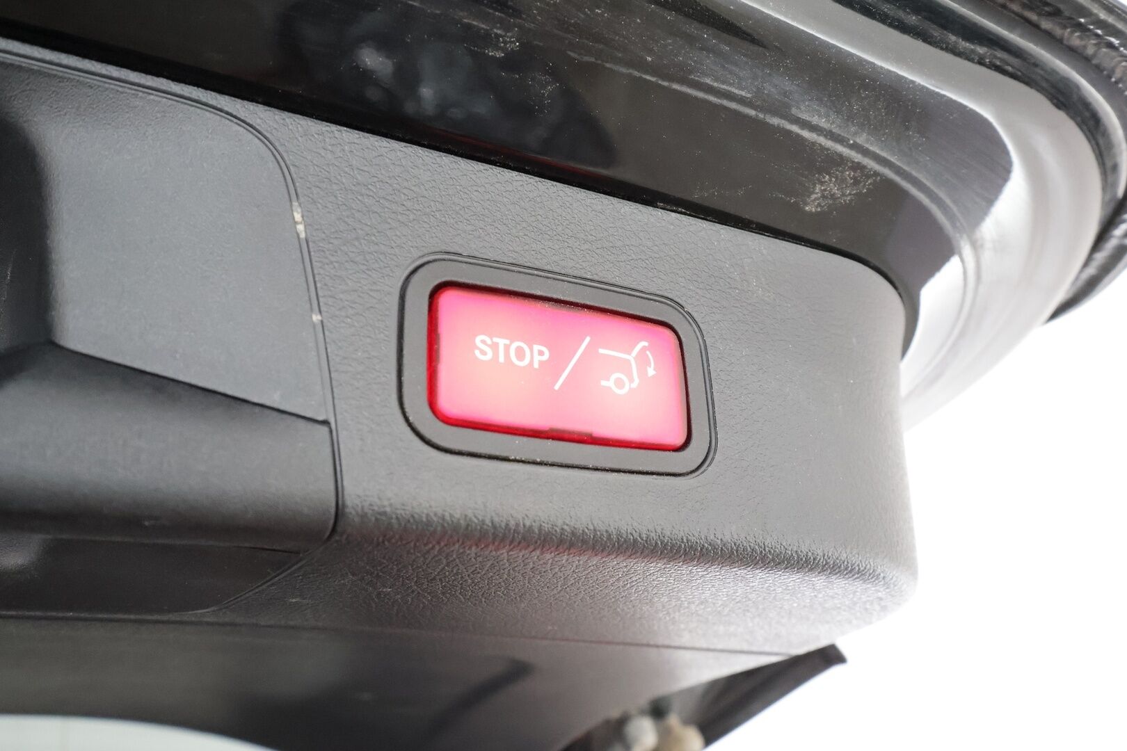 MERCEDES-BENZ EQB 2023 66,5kWh 350 4Matic Avantgarde * Distronic+ / High Performance LED / Lisälämmitin / Nahkasisusta / P.kamera * - Akku kuntotarkastettu / Kahdet Renkaat / 2x Lataus - HULLUT AVAJAISHULINAT KORKOTARJOUS 3,29 %