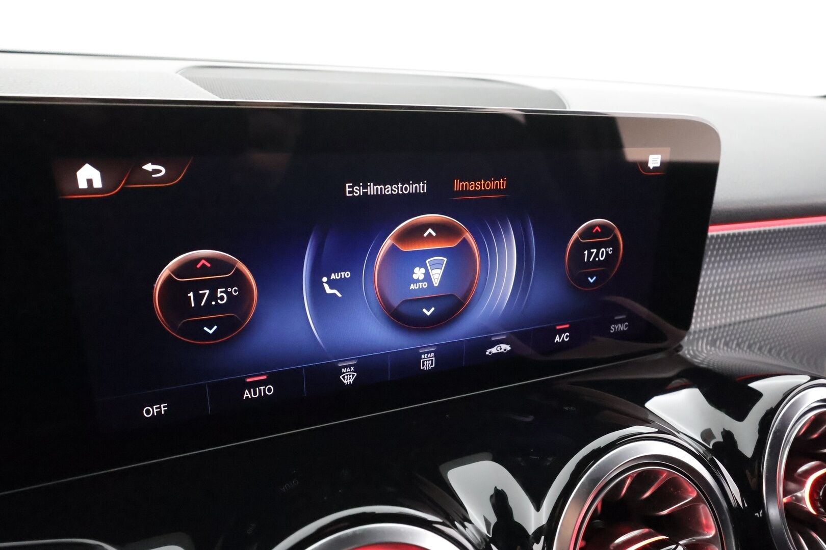 MERCEDES-BENZ EQB 2023 66,5kWh 350 4Matic Avantgarde * Distronic+ / High Performance LED / Lisälämmitin / Nahat / P.kamera * - Akku kuntotarkastettu / Kahdet Renkaat / 2x Lataus