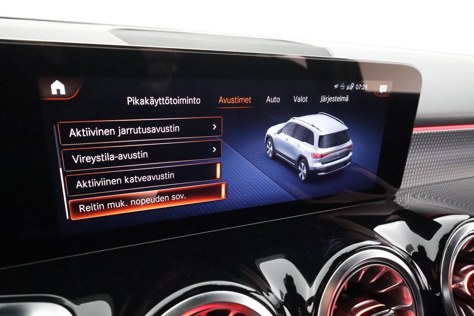 MERCEDES-BENZ EQB 2023 66,5kWh 350 4Matic Avantgarde * Distronic+ / High Performance LED / Lisälämmitin / Nahat / P.kamera * - Akku kuntotarkastettu / Kahdet Renkaat / 2x Lataus