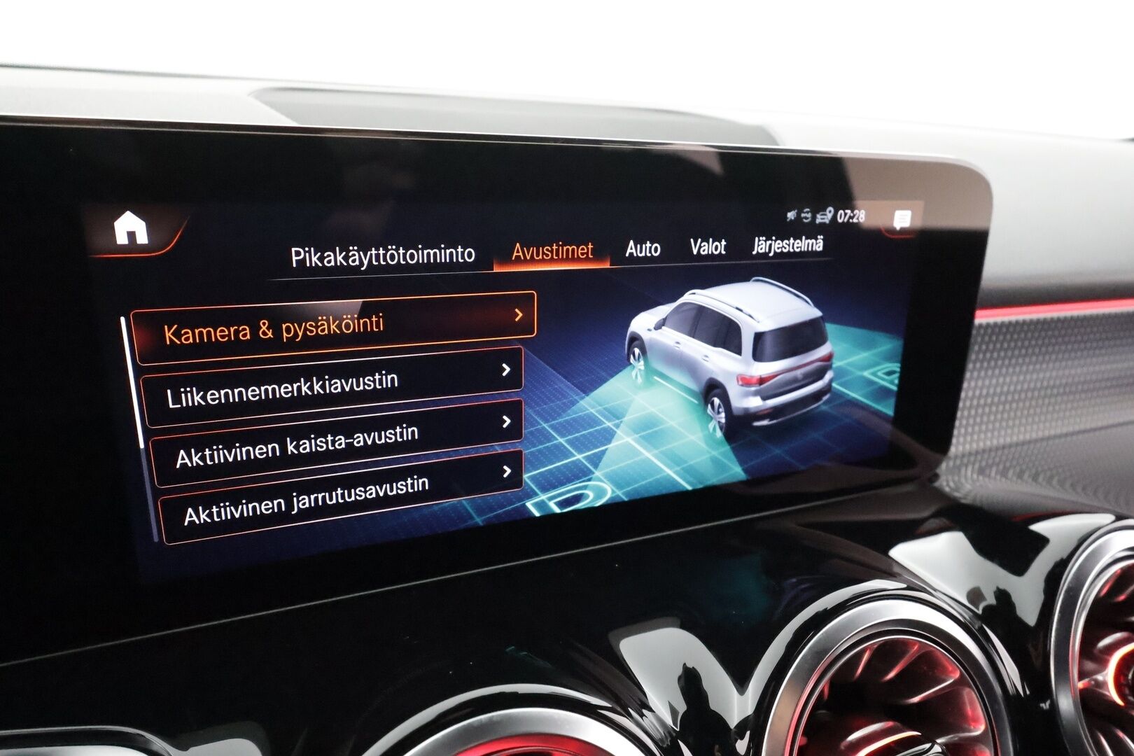 MERCEDES-BENZ EQB 2023 66,5kWh 350 4Matic Avantgarde * Distronic+ / High Performance LED / Lisälämmitin / Nahat / P.kamera * - Akku kuntotarkastettu / Kahdet Renkaat / 2x Lataus