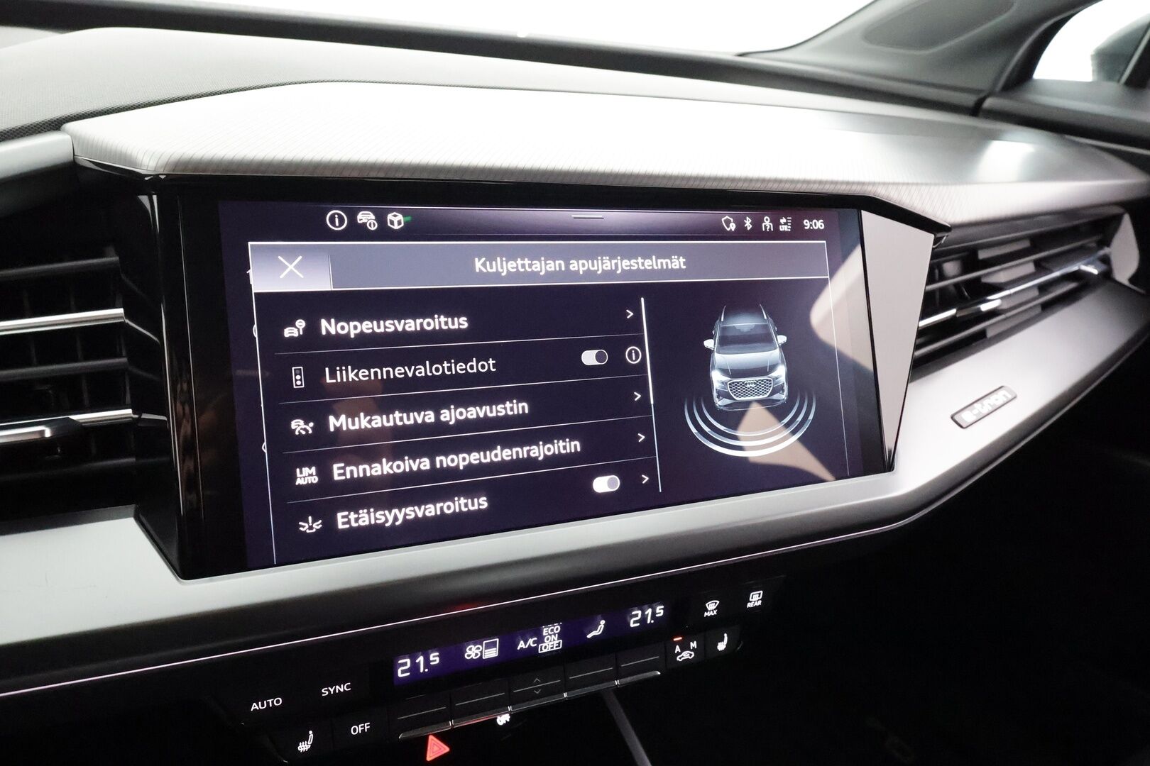 AUDI Q4 E-TRON 2023 50 E-Tron Quattro * ILP / Koukku / ACC / Matrix / Sportnahat / Navi / Keyless * - Merkkihuollot / Akku kuntotarkastettu SoH 93,1% / Kahdet renkaat aluvanteilla