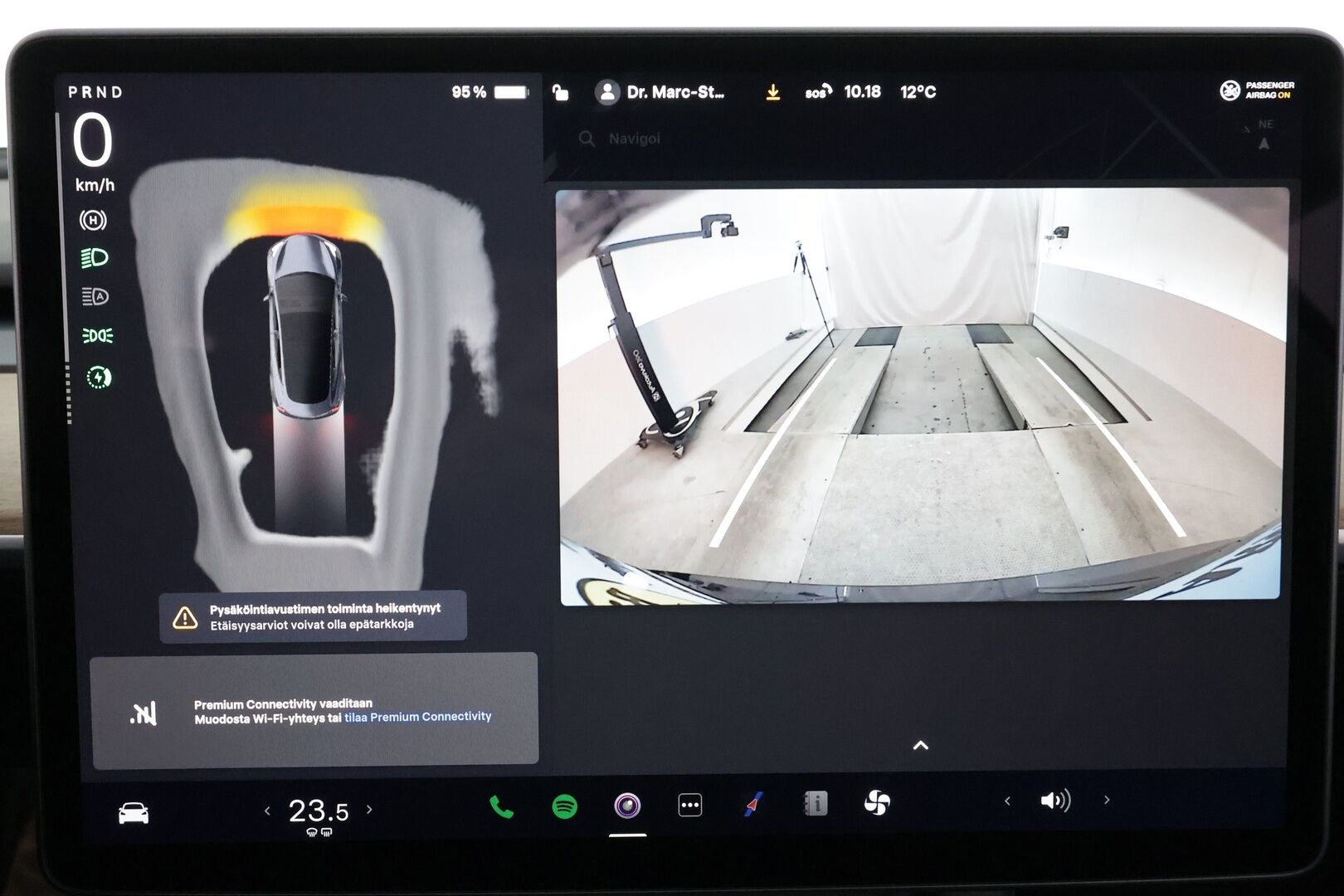 TESLA MODEL 3 2023 Performance * ILP / ACC / Lasikatto / Premium Audio / P.Kamera / Matrix-LED / Muistipenkki / Kaistavahti * - Akku kuntotarkastettu / 2x Latauskaapelit / Kahdet renkaat aluvanteilla