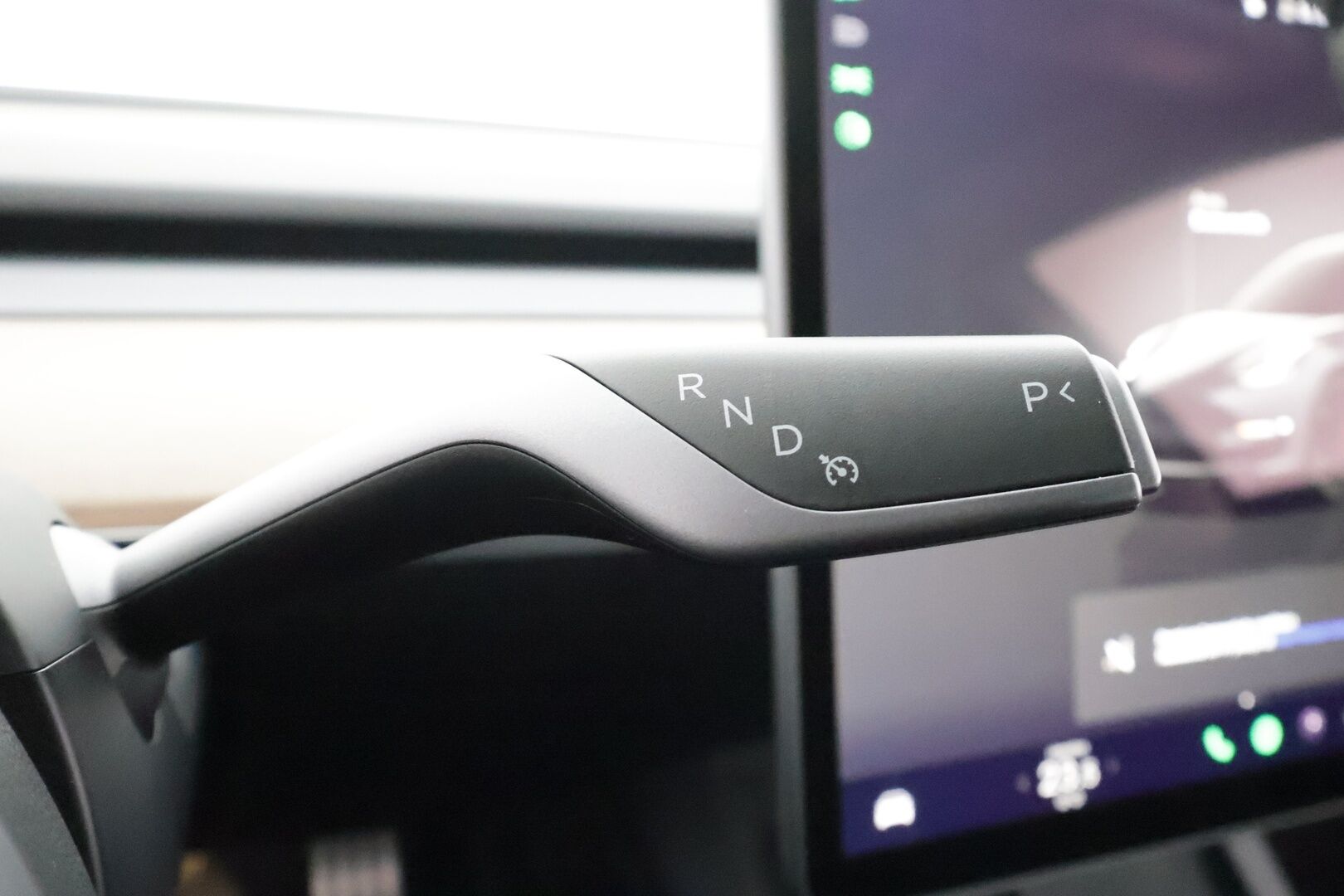 TESLA MODEL 3 2023 Performance * ILP / ACC / Lasikatto / Premium Audio / P.Kamera / Matrix-LED / Muistipenkki / Kaistavahti * - Akku kuntotarkastettu / 2x Latauskaapelit / Kahdet renkaat aluvanteilla