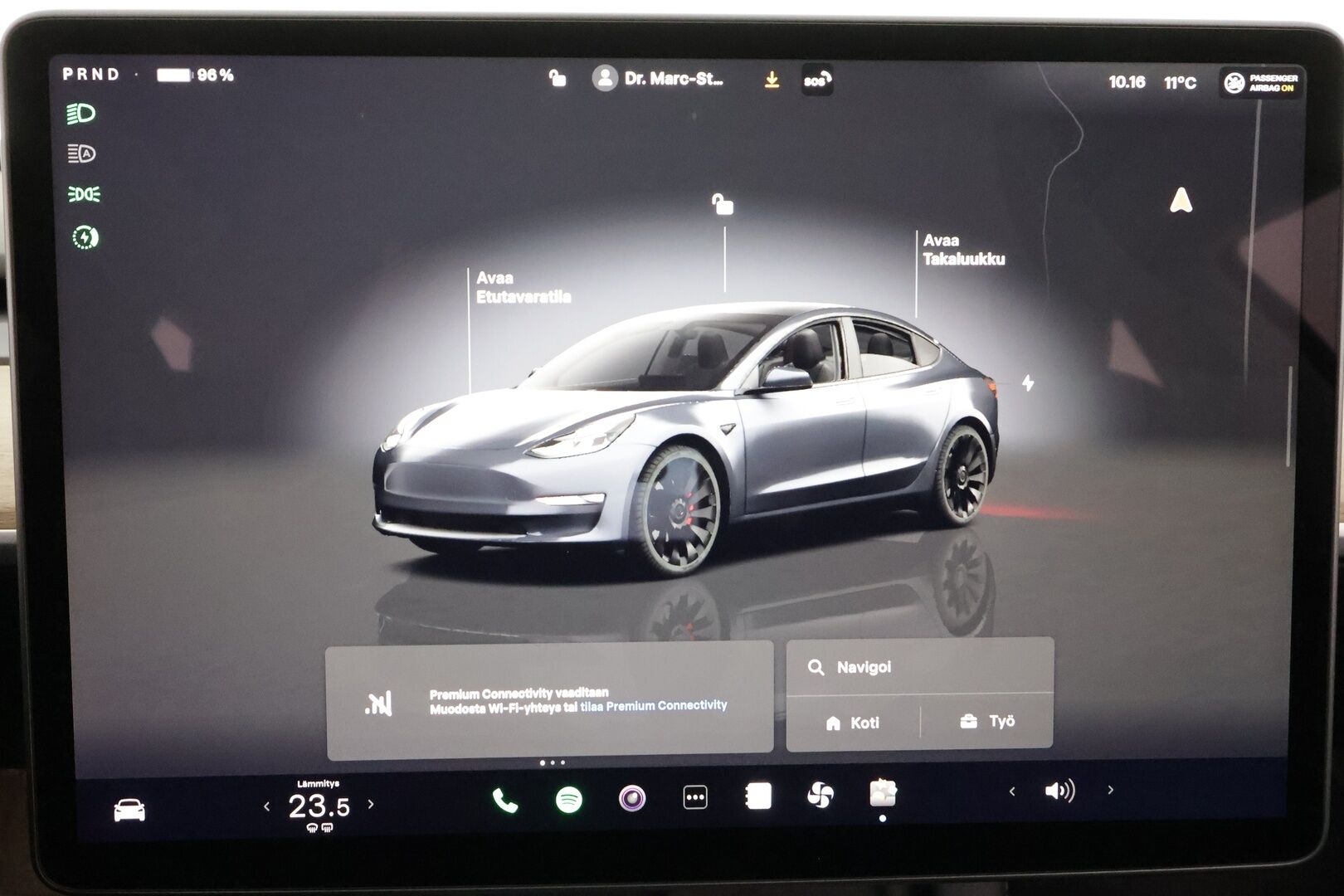 TESLA MODEL 3 2023 Performance * ILP / ACC / Lasikatto / Premium Audio / P.Kamera / Matrix-LED / Muistipenkki / Kaistavahti * - Akku kuntotarkastettu / 2x Latauskaapelit / Kahdet renkaat aluvanteilla