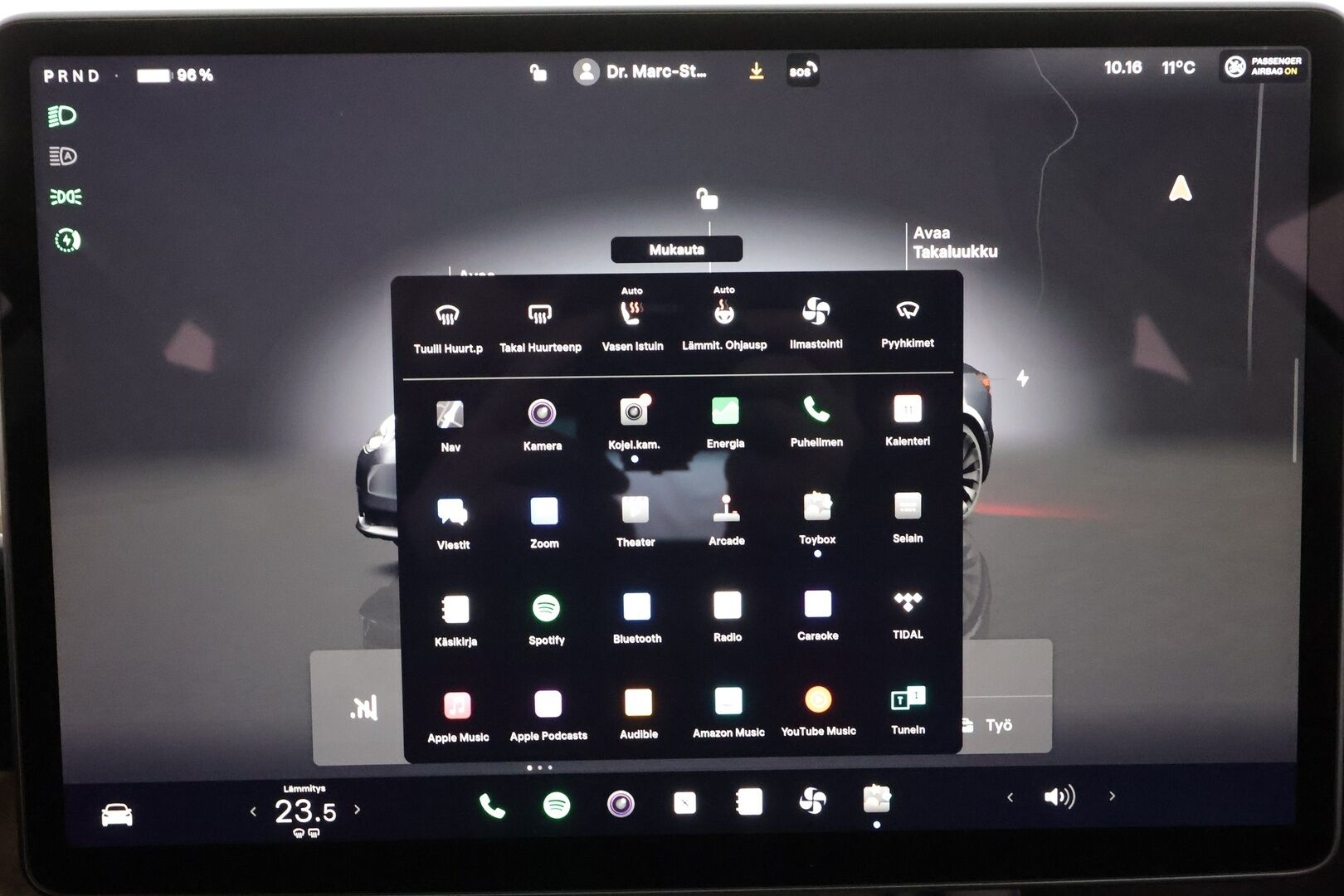 TESLA MODEL 3 2023 Performance * ILP / ACC / Lasikatto / Premium Audio / P.Kamera / Matrix-LED / Muistipenkki / Kaistavahti * - Akku kuntotarkastettu / 2x Latauskaapelit / Kahdet renkaat aluvanteilla