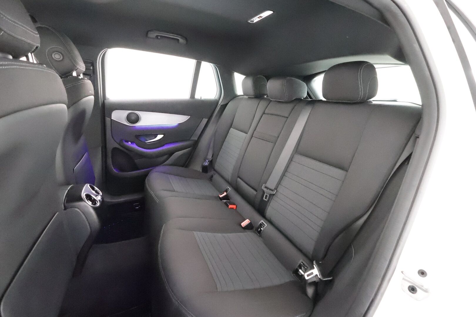 MERCEDES-BENZ EQC 2022 400 4Matic * Distronic+ / Koukku / P.kamera / Lisälämmitin /  Sporttipenkit / Widescreen / keyless * - Akku kuntotarkastettu SoH 97,3% / 2x Lataus / Kahdet Renkaat