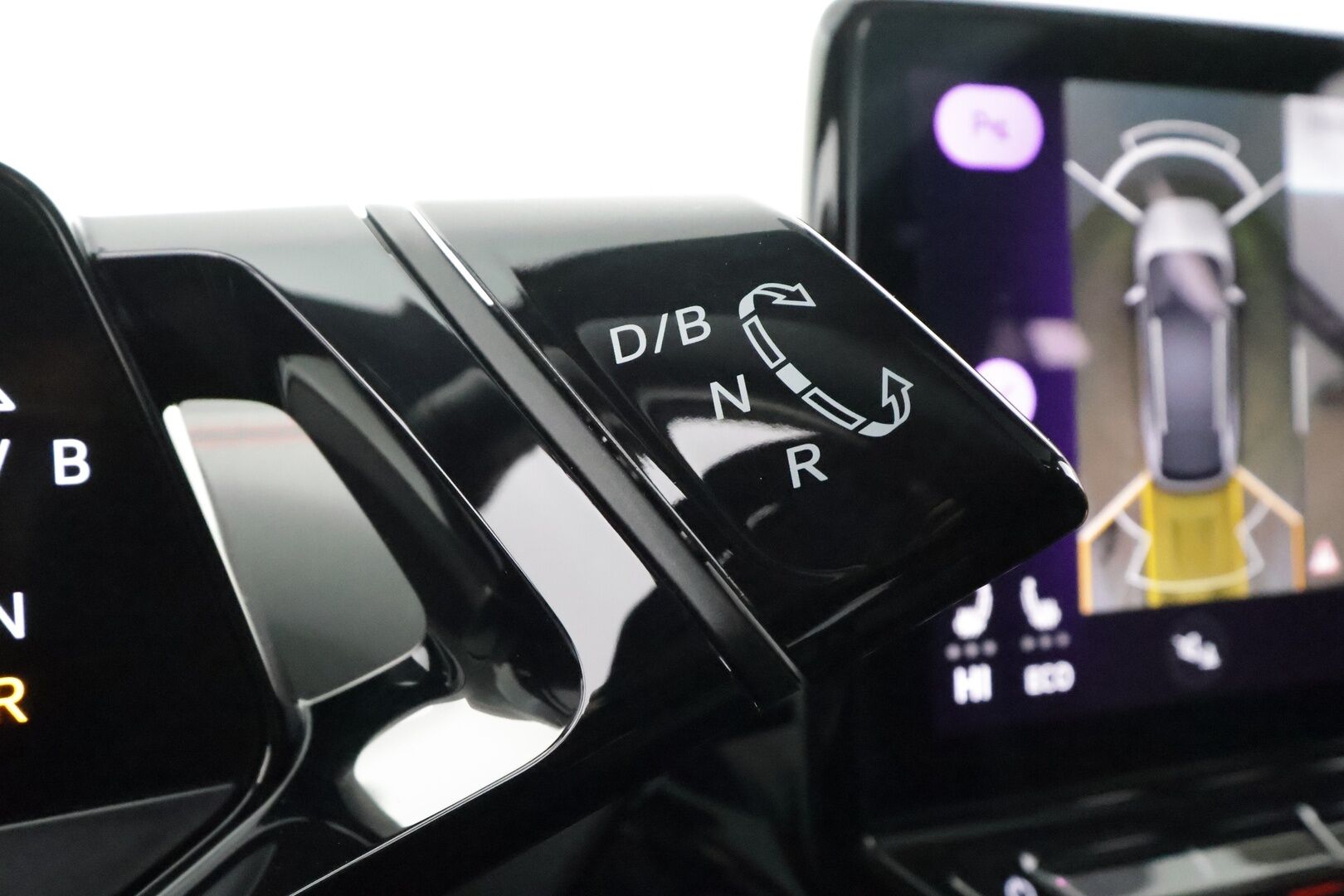 VOLKSWAGEN ID.4 2023 GTX Dual Motor AWD * HUD / Koukku / ILP / ACC / Matrix-LED / Koukku / Lasikatto / P.Kamera * - Hierovat Sportpenkit Muistilla / Merkkihuollot / Akku kuntotarkastettu / Kahdet renkaat aluvanteilla