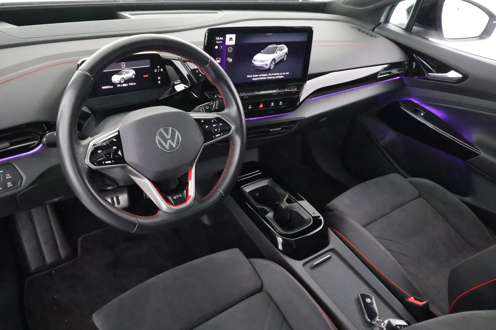 VOLKSWAGEN ID.4 2023 GTX Dual Motor AWD * HUD / Koukku / ILP / ACC / Matrix-LED / Koukku / Lasikatto / P.Kamera * - Hierovat Sportpenkit Muistilla / Merkkihuollot / Akku kuntotarkastettu / Kahdet renkaat aluvanteilla