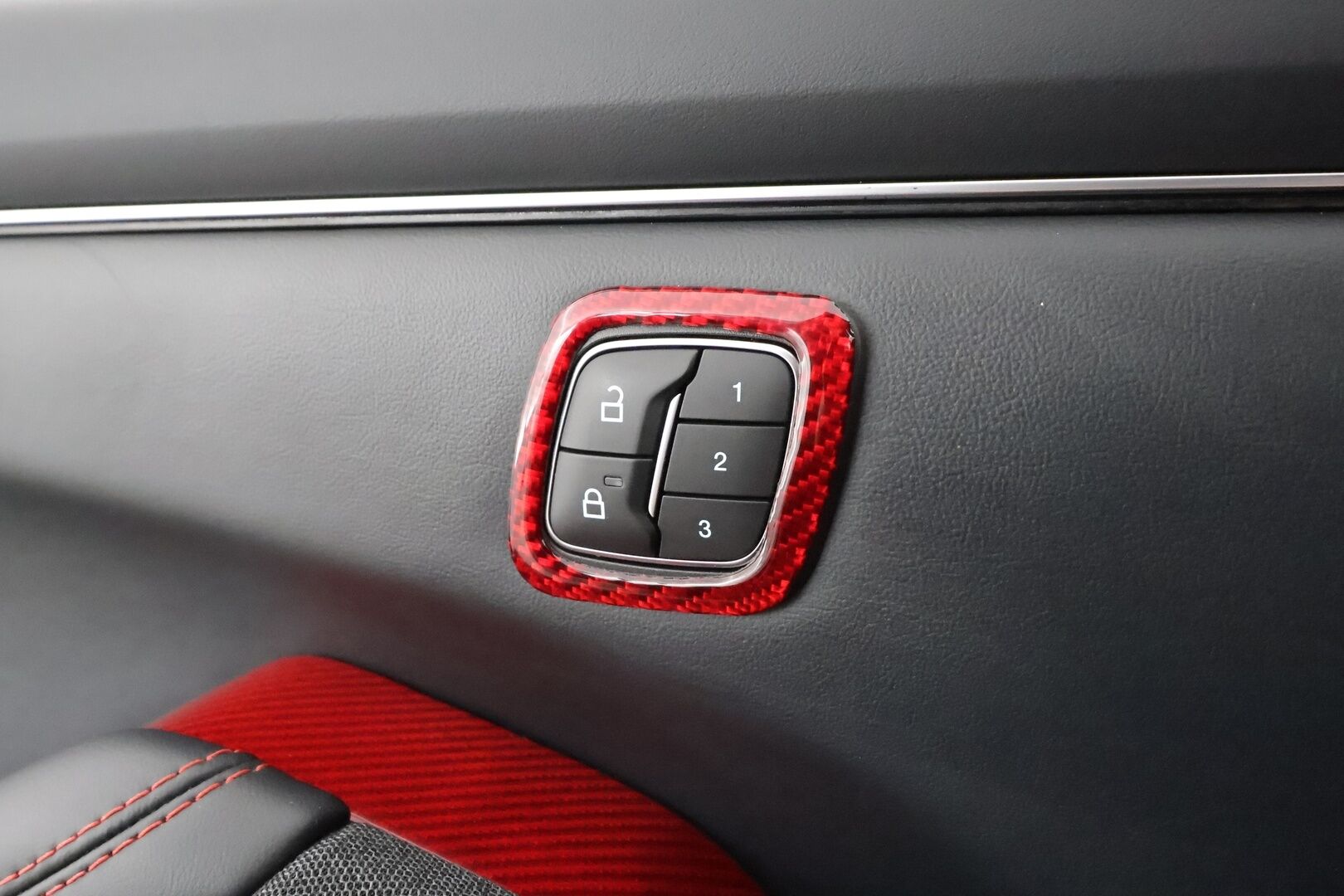 FORD MUSTANG MACH-E 2022 351hv AWD Premium * Koukku / ACC / B&O / Lasikatto / Muistipenkki / LED / 360 / Keyless * - Merkkihuollot / Kahdet renkaat aluvanteilla