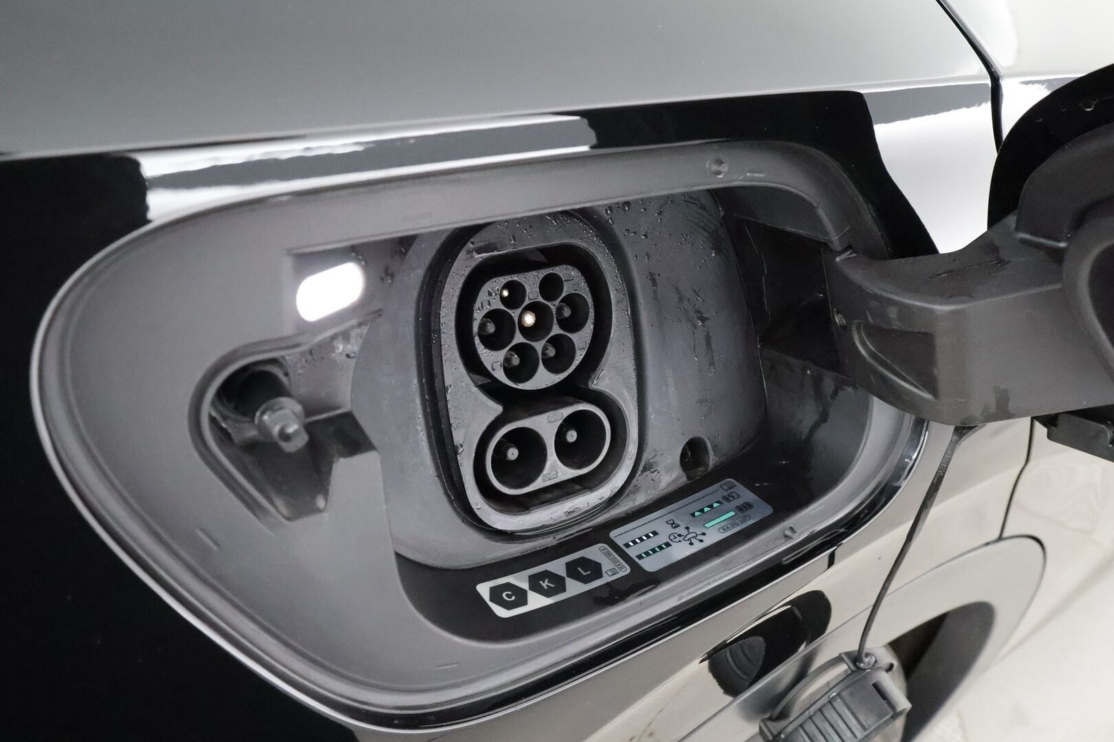 VOLKSWAGEN ID.4 2023 GTX Dual Motor AWD  * ACC / 360° / ILP / Lasikatto / IQ.Light / Koukku / Sähköluukku / Keyless / Navi *