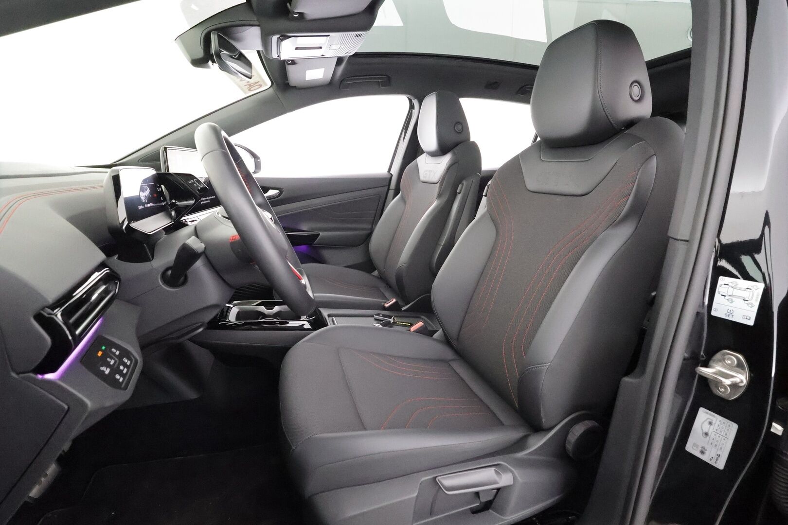 VOLKSWAGEN ID.4 2023 GTX Dual Motor AWD  * ACC / 360° / ILP / Lasikatto / IQ.Light / Koukku / Sähköluukku / Keyless / Navi *