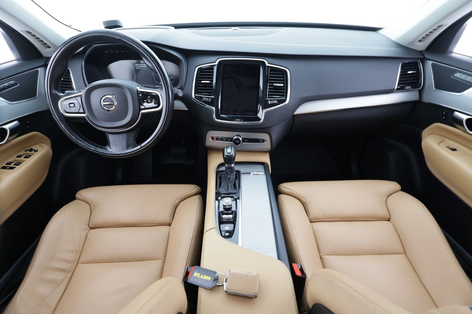 Volvo XC90 2016 D5 AWD Inscription aut 7-P * HUD / Webasto / Koukku / ACC / Full-LED / 360 / Sportnahat Muistilla / Navi / Keyless * - Ei AdBlue / 2x vanteet / Huippuvarusteltu / Viimeisin huolto 1/2026 - HULLUT AVAJAISHULINAT KORKOTARJOUS 3,29 %