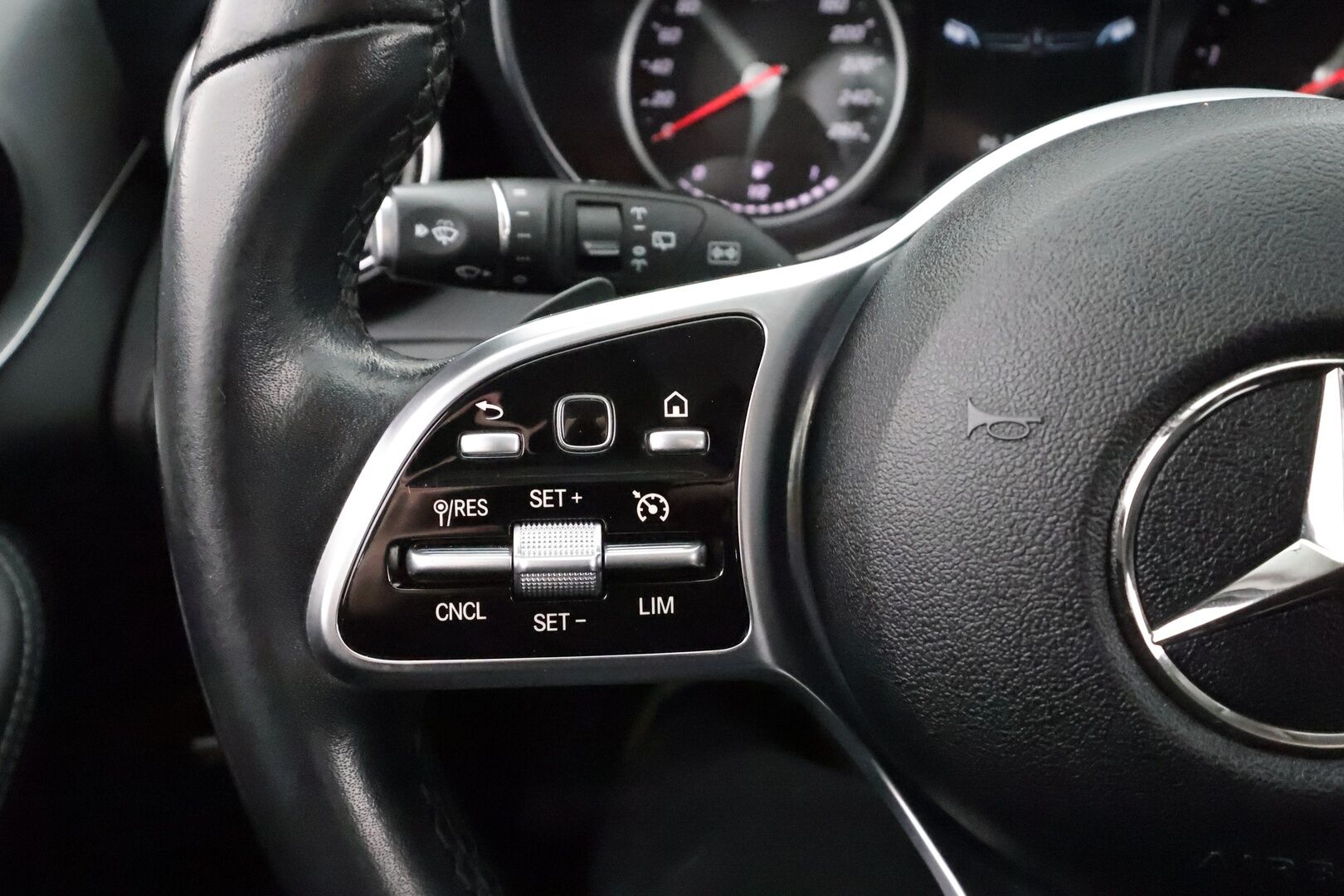 MERCEDES-BENZ C 2019 220 d T A Business * Webasto / Multibeam / P.kamera / Sportpenkit / Vakkari / Facelift * - Kahdet renkaa ja vanteet! - HULLUT AVAJAISHULINAT KORKOTARJOUS 3,29 %