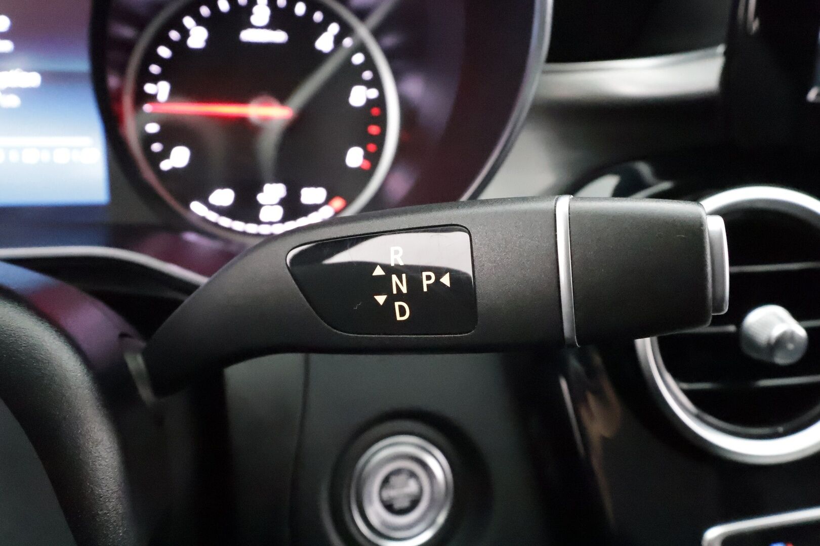 MERCEDES-BENZ C 2019 220 d T A Business * Webasto / Multibeam / P.kamera / Sportpenkit / Vakkari / Facelift * - Kahdet renkaa ja vanteet! - HULLUT AVAJAISHULINAT KORKOTARJOUS 3,29 %