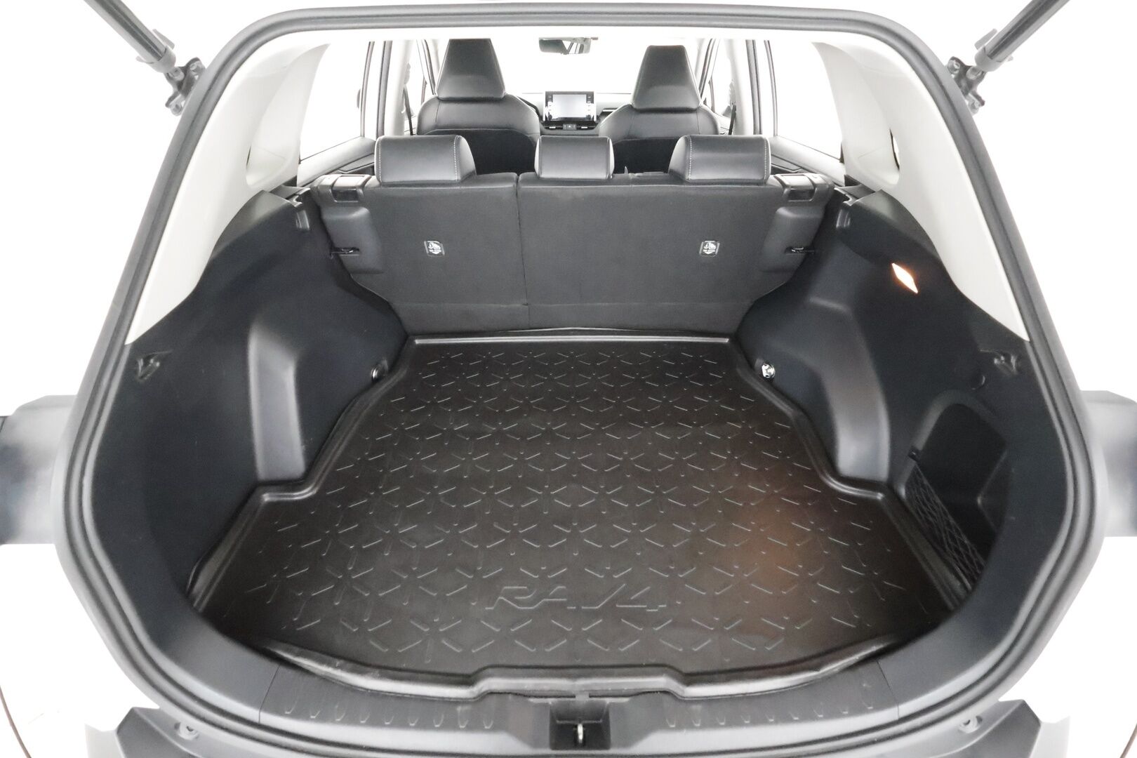 TOYOTA RAV4 2020 2.5 Hybrid AWD-i Premium * Koukku / ACC / LED / 360° / Ilmastoitu Muistipenkki / Kaistavahti / Keyless * - Kahdet renkaat aluvanteilla / Hyvin huollettu! - HULLUT AVAJAISHULINAT KORKOTARJOUS 3,29 %