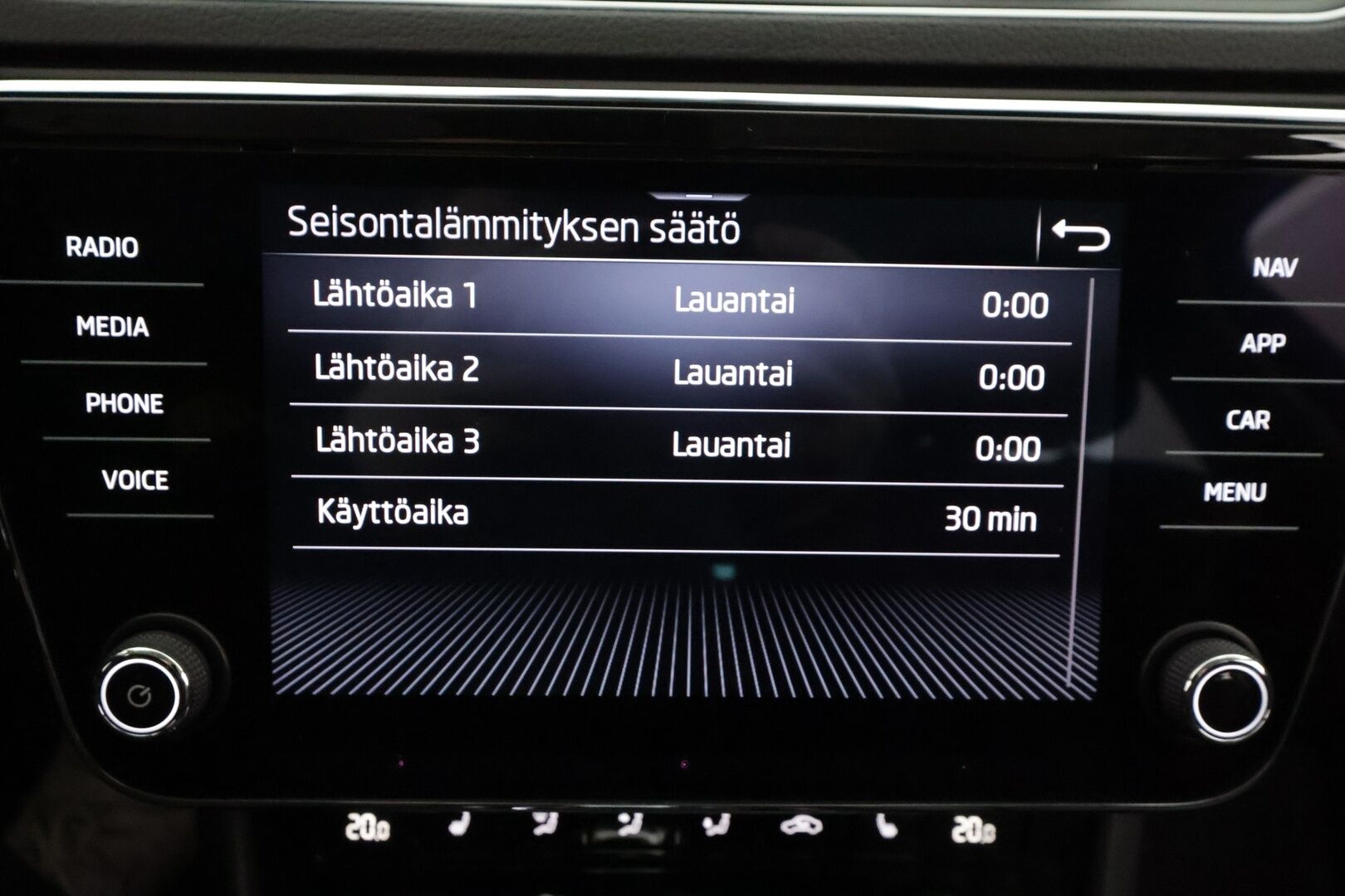 SKODA SUPERB 2021 Combi 1,5 TSI ACT Style * Webasto / Koukku / ACC / Matrix-LED / Canton / Muistipenkki / Kaistavahti / Keyless * - Kahdet renkaat aluvanteilla / Hyvin huollettu - HULLUT AVAJAISHULINAT KORKOTARJOUS 3,29 %