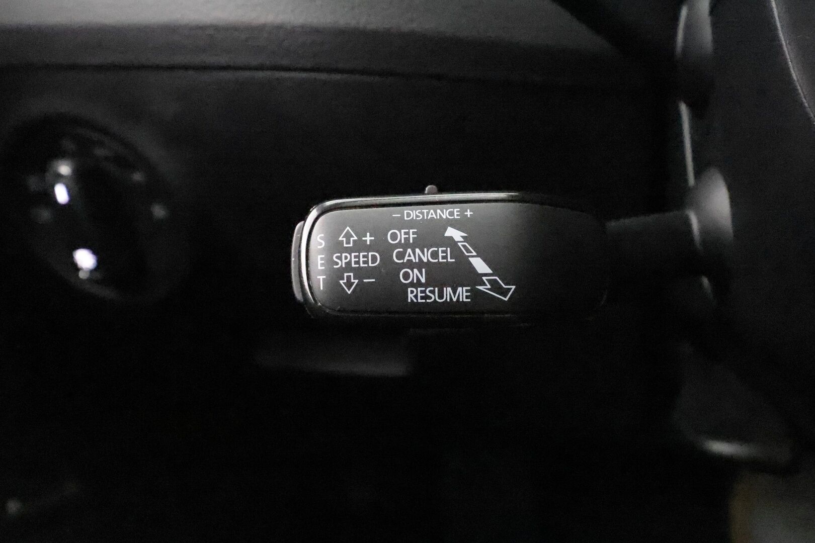 SKODA SUPERB 2021 Combi 1,5 TSI ACT Style * Webasto / Koukku / ACC / Matrix-LED / Canton / Muistipenkki / Kaistavahti / Keyless * - Kahdet renkaat aluvanteilla / Hyvin huollettu - HULLUT AVAJAISHULINAT KORKOTARJOUS 3,29 %