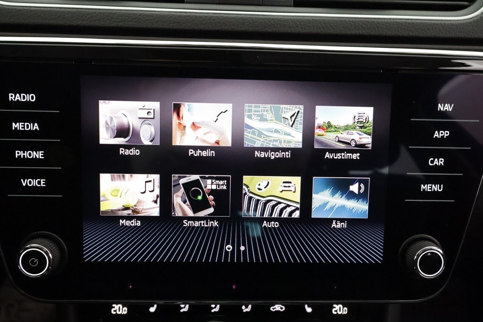 SKODA SUPERB 2021 Combi 1,5 TSI ACT Style - Webasto | Koukku | ACC | Matrix-LED | Canton | Muistipenkki | Kaistavahti | KeylessKahdet renkaat aluvanteilla | Hyvin huollettu