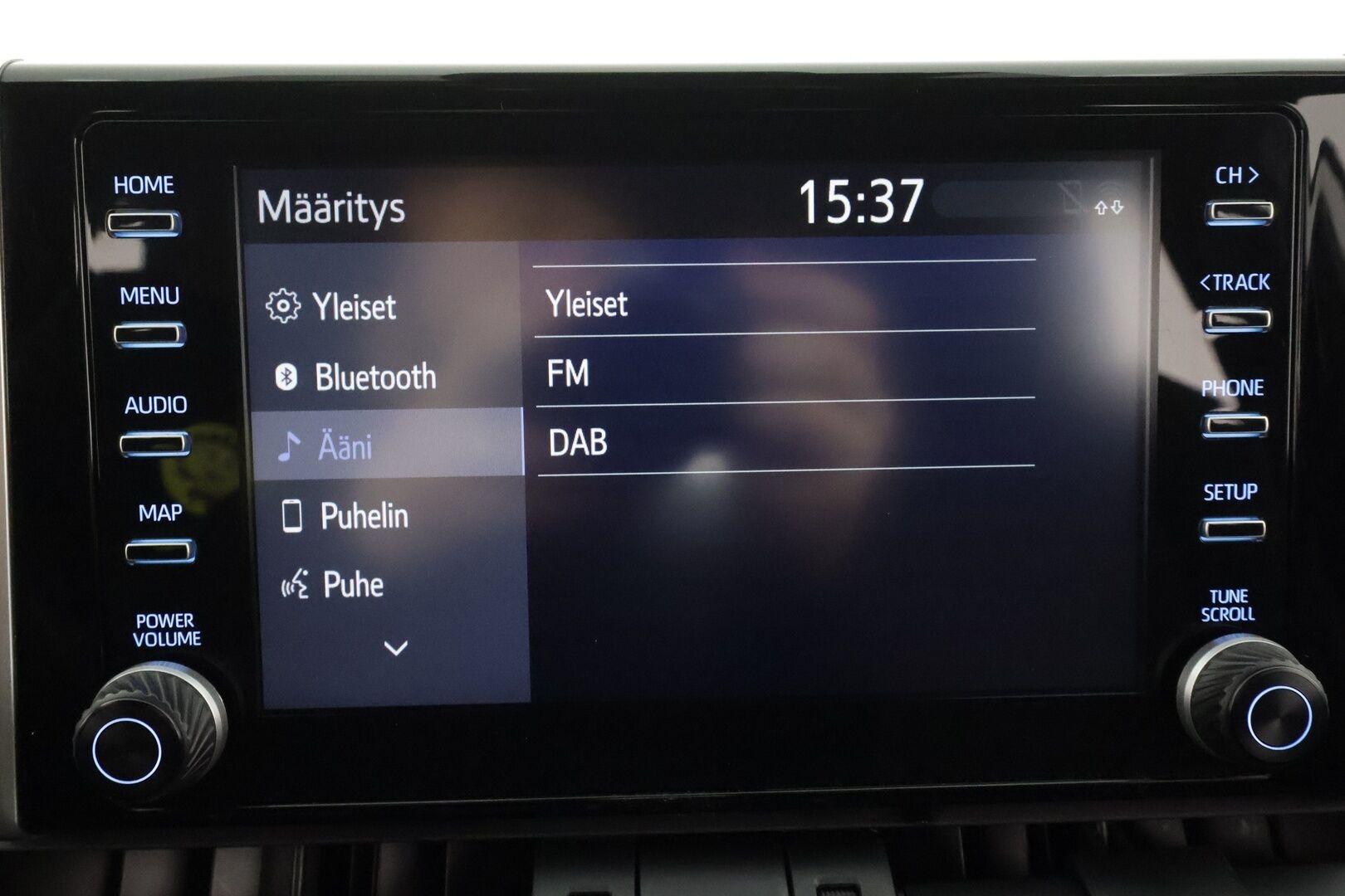 TOYOTA RAV4 PLUG-IN 2021 2.5 Hybrid AWD-i Active - ACC | LED | P.Kamera | Sähköpenkki | Kaistavahti | Keyless | Kahdet renkaat aluvanteilla