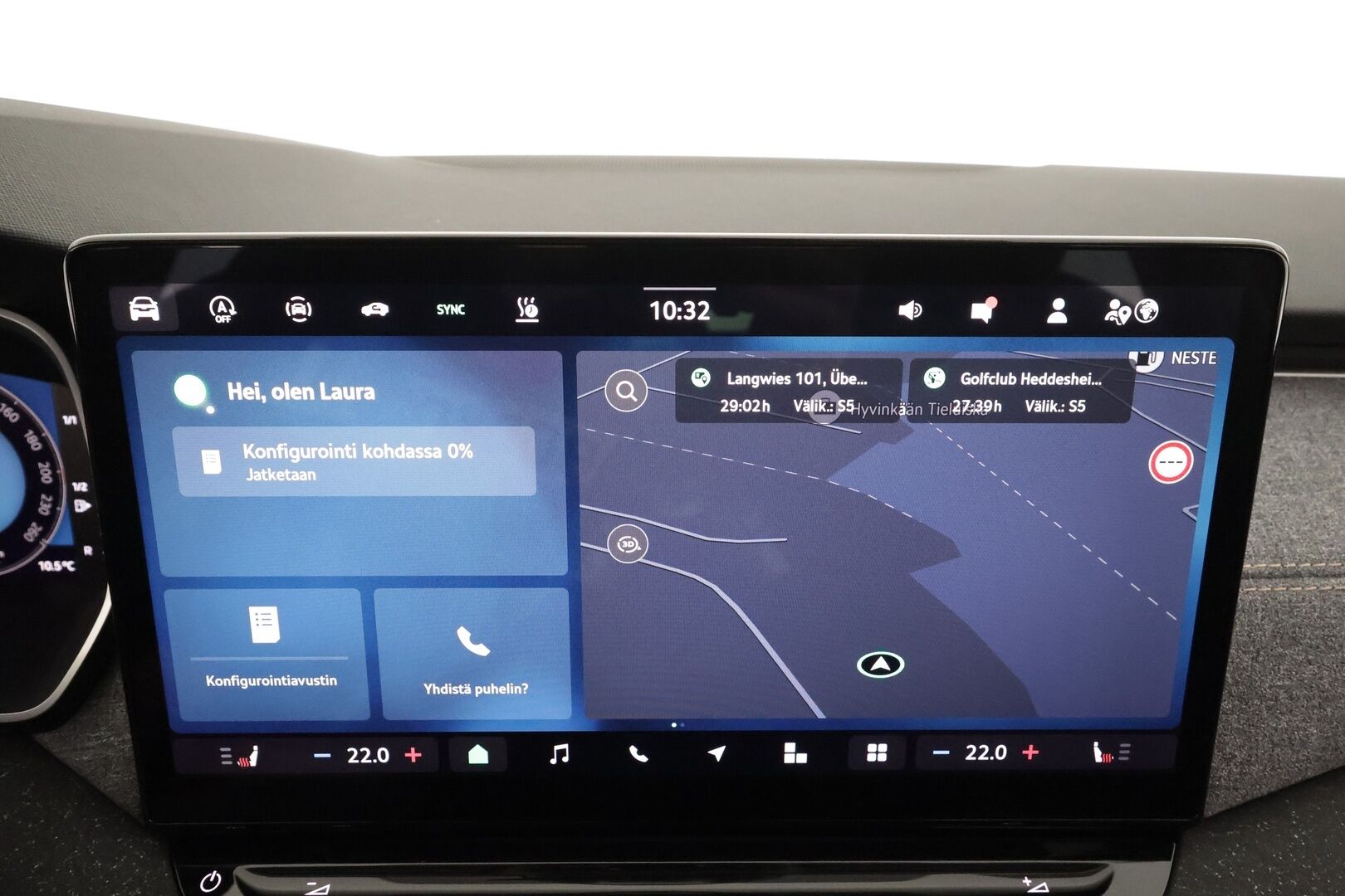 SKODA OCTAVIA 2025 Combi 2.0 TDI 150 Tour DSG * Webasto / Koukku / ACC / Matrix-LED / 360 / Muistipenkit / Navi / Keyless * - Merkkihuollettu